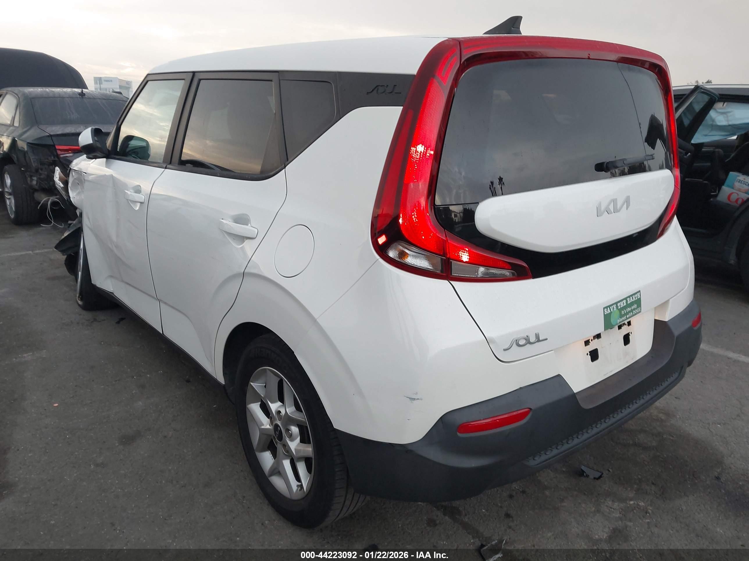 KIA SOUL image 3
