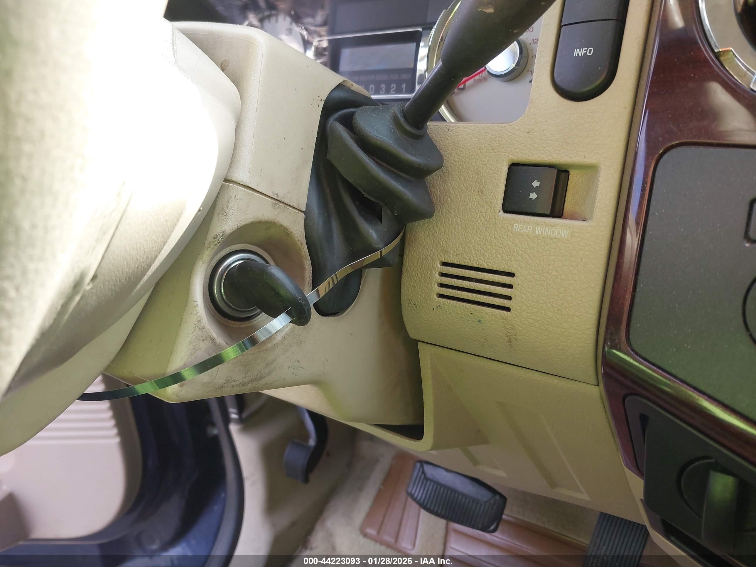 FORD F-250 image 11