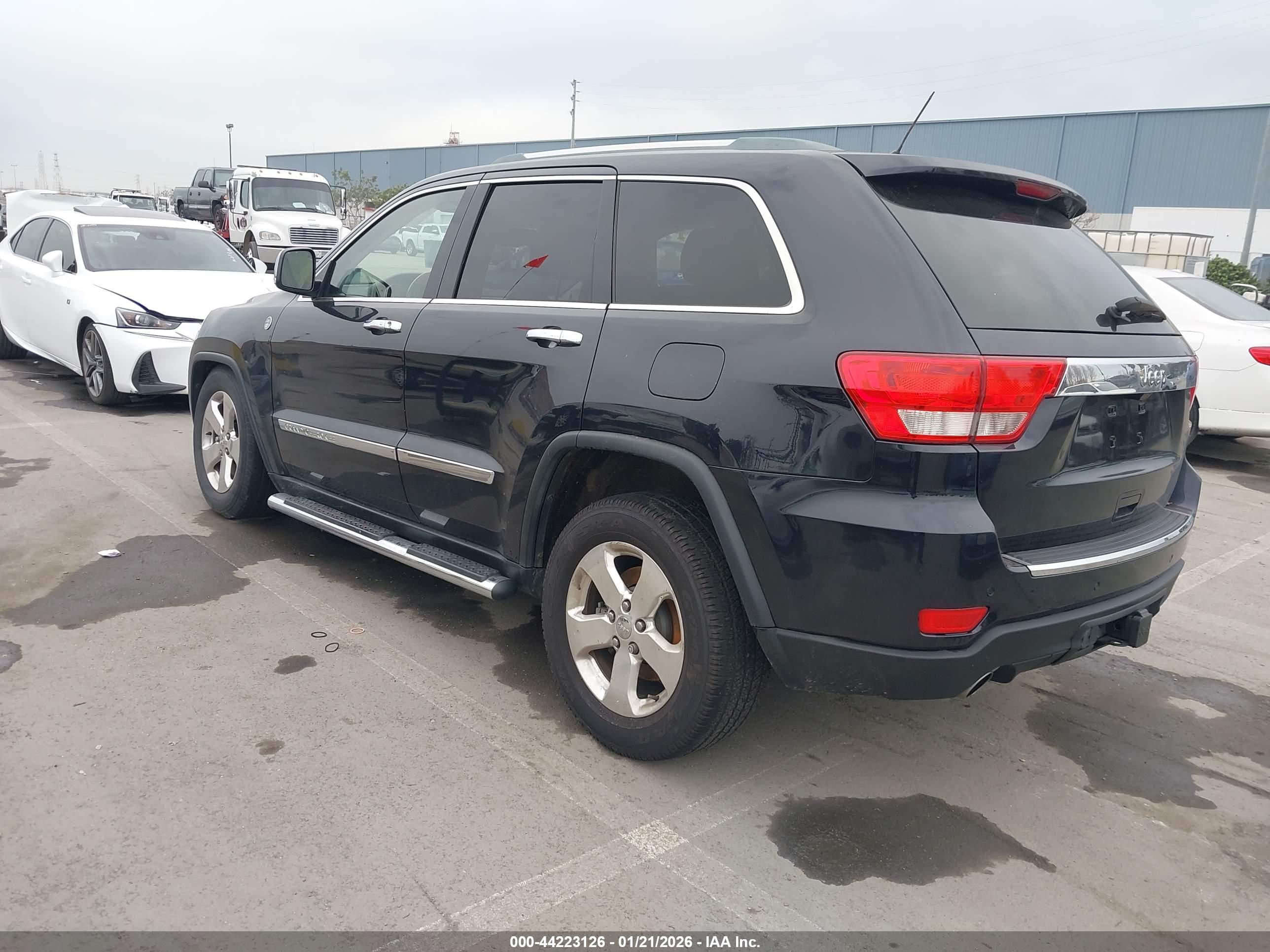 JEEP GRAND image 3