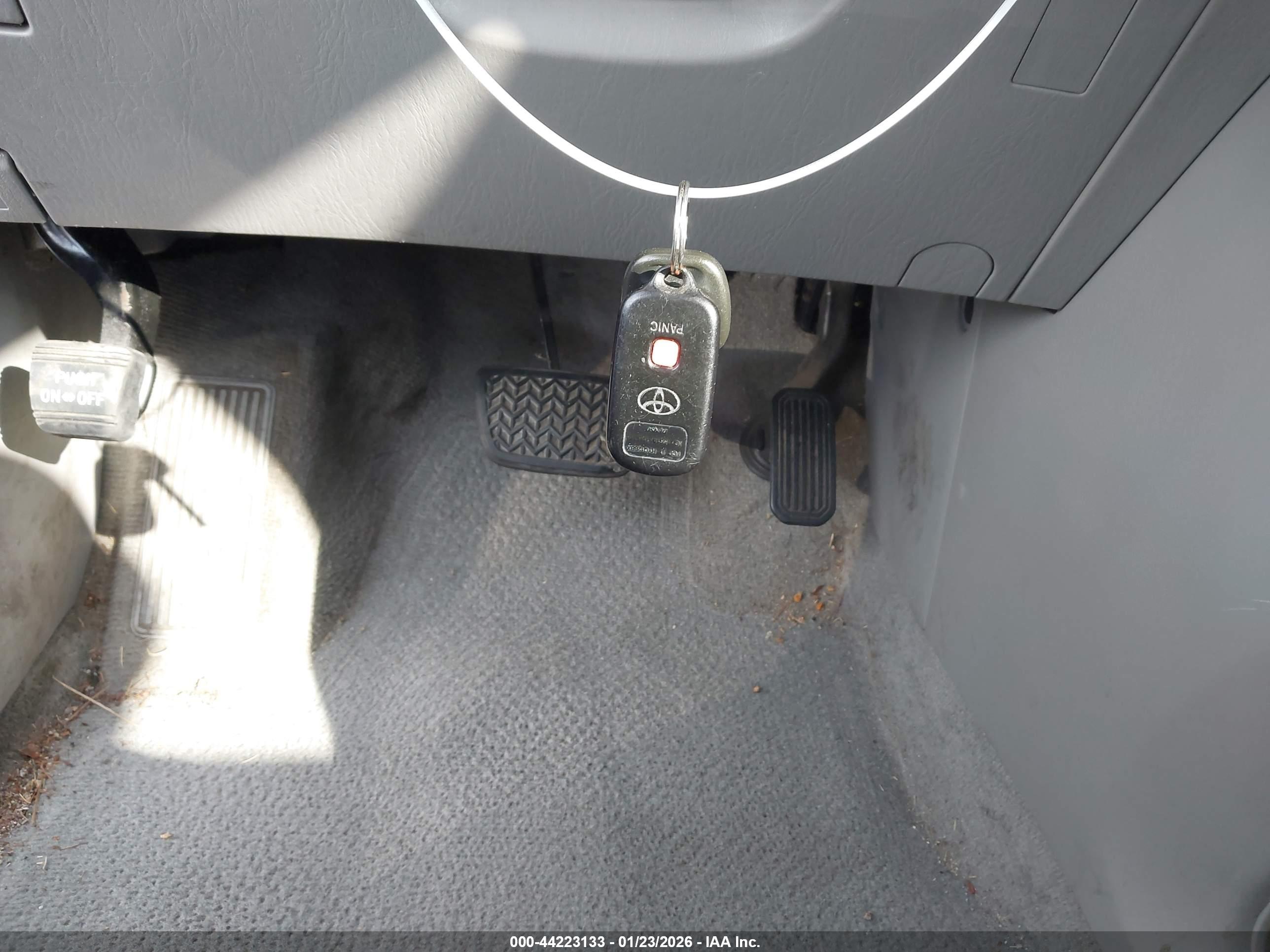 TOYOTA HIGHLANDER image 11