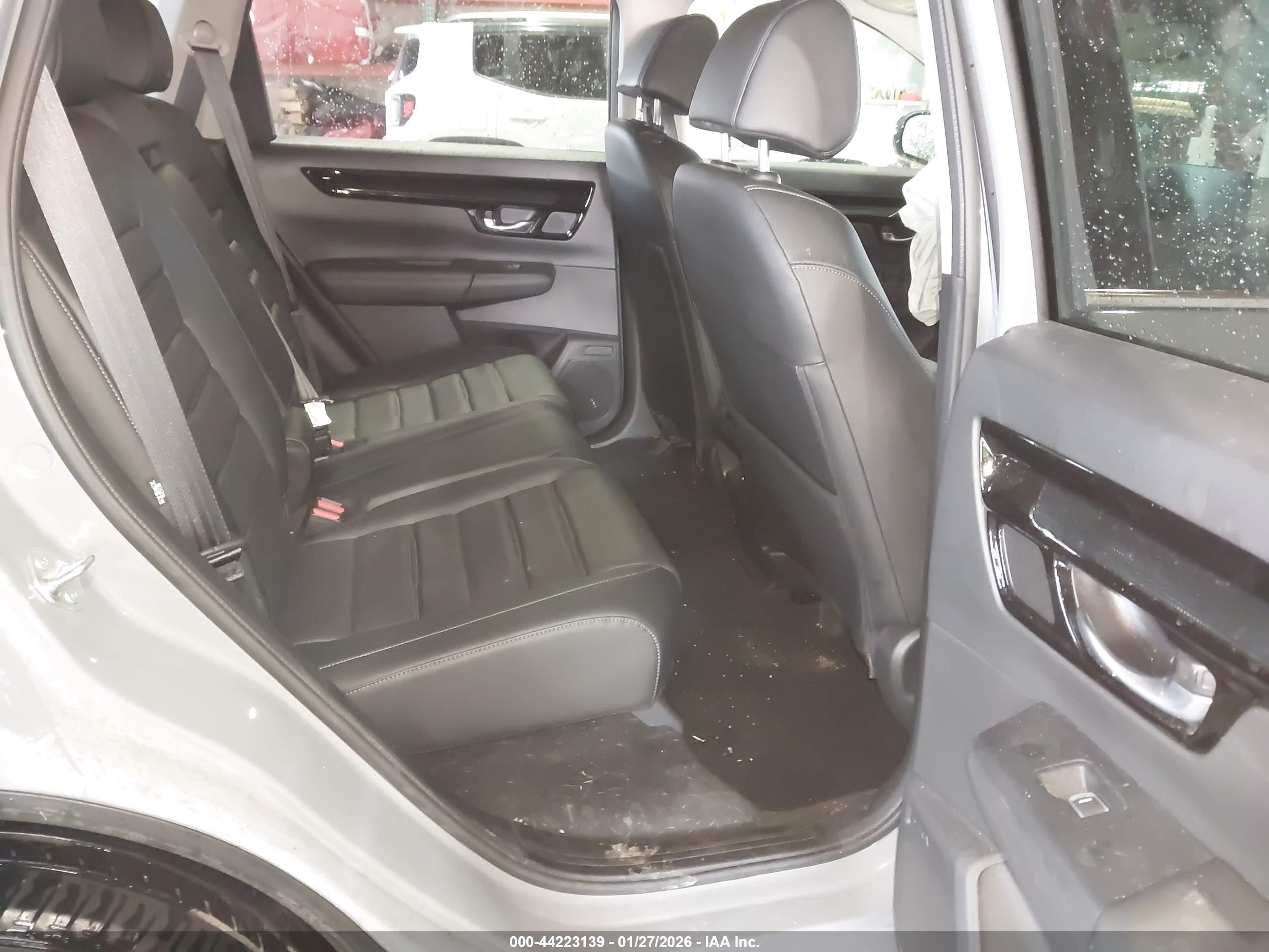 HONDA CR-V image 8