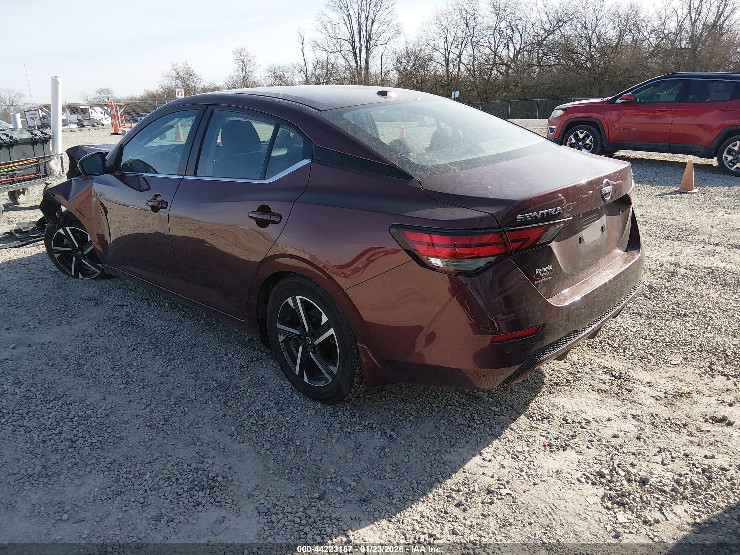 NISSAN SENTRA image 3