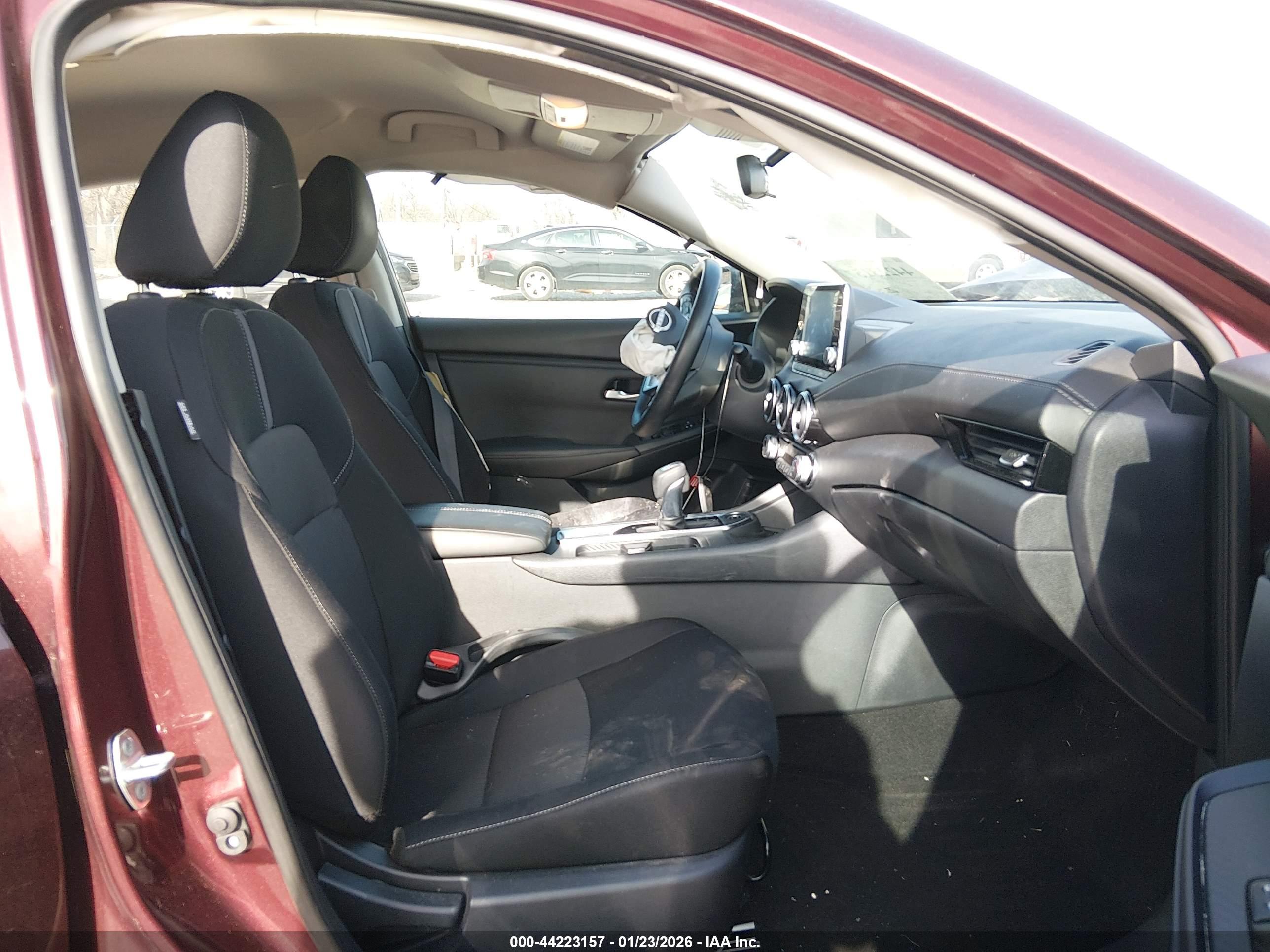 NISSAN SENTRA image 5