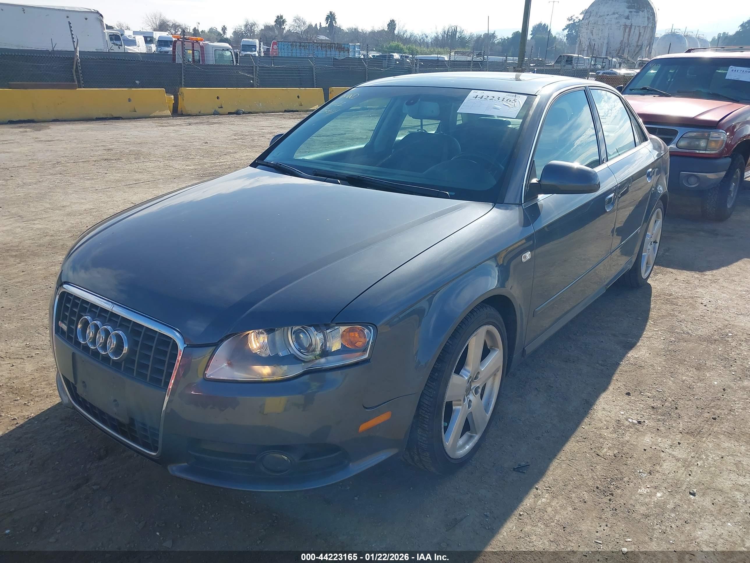 AUDI A4 image 6