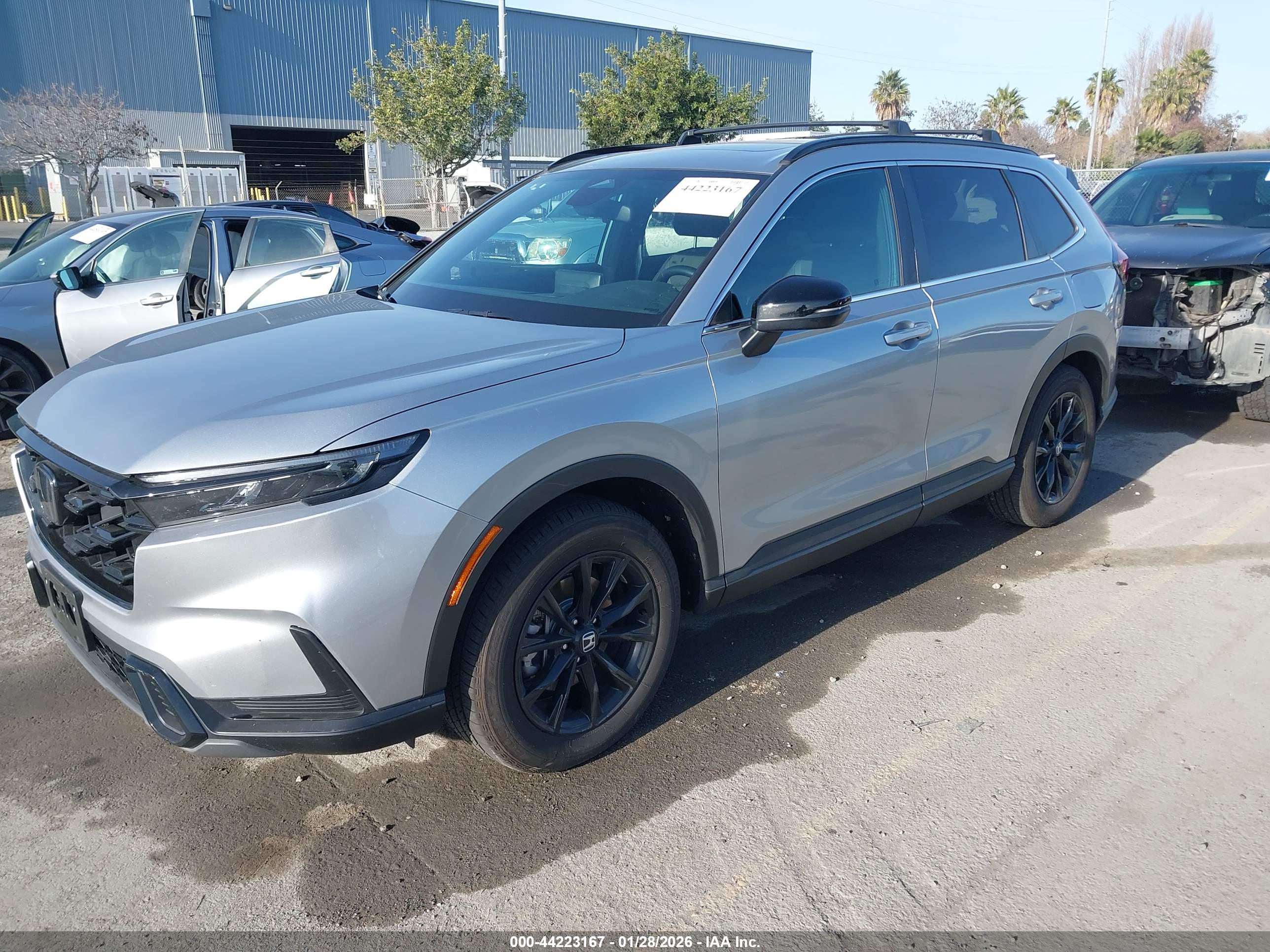 HONDA CR-V image 2