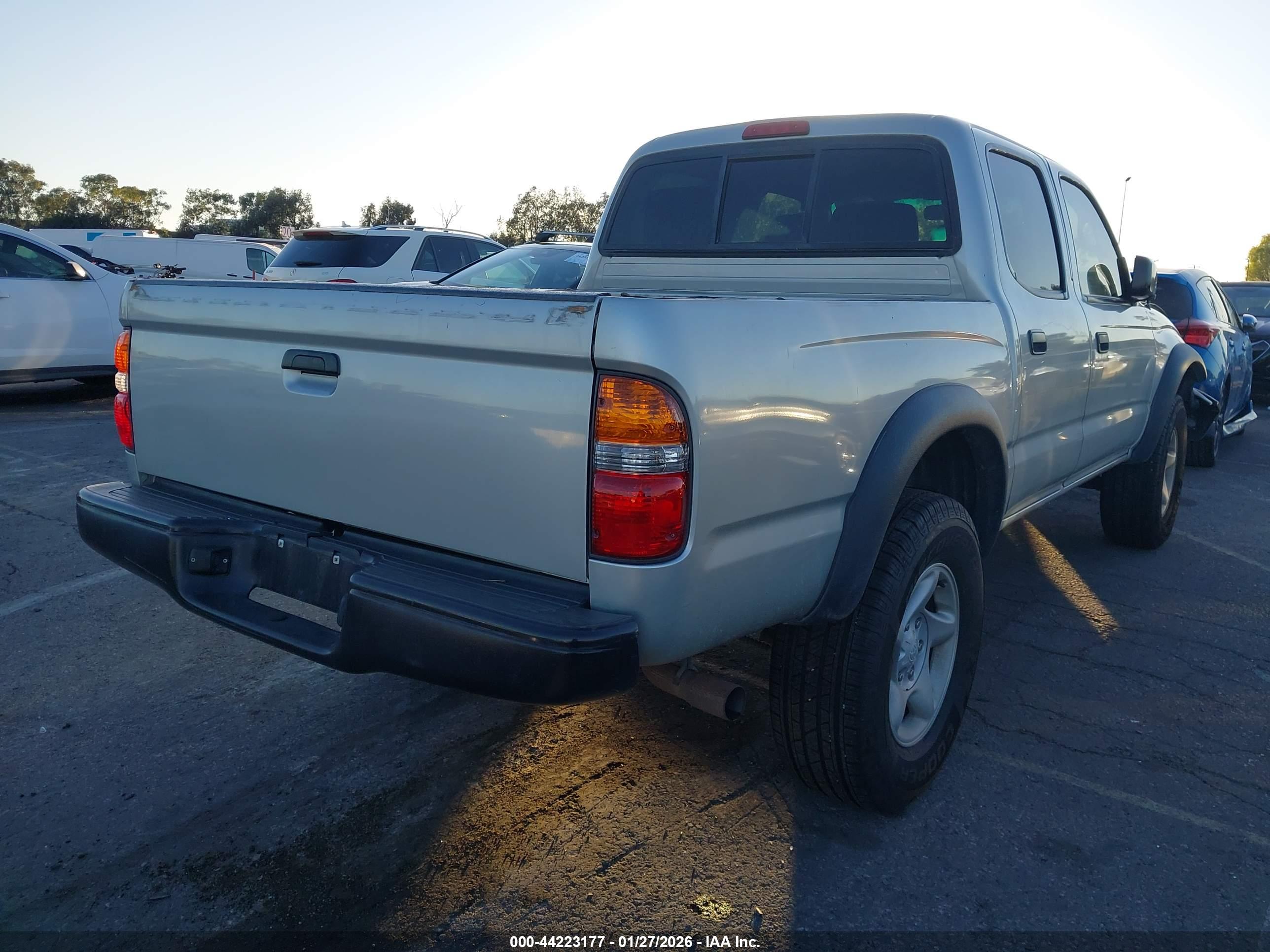TOYOTA TACOMA image 4
