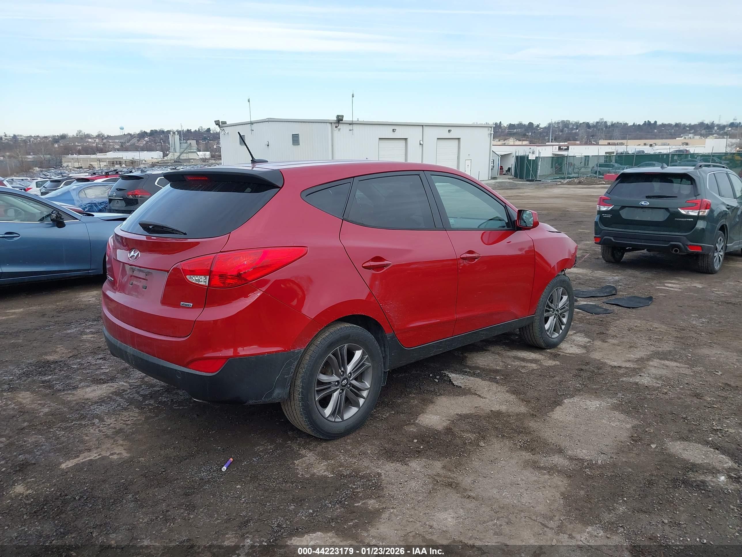 HYUNDAI TUCSON image 4