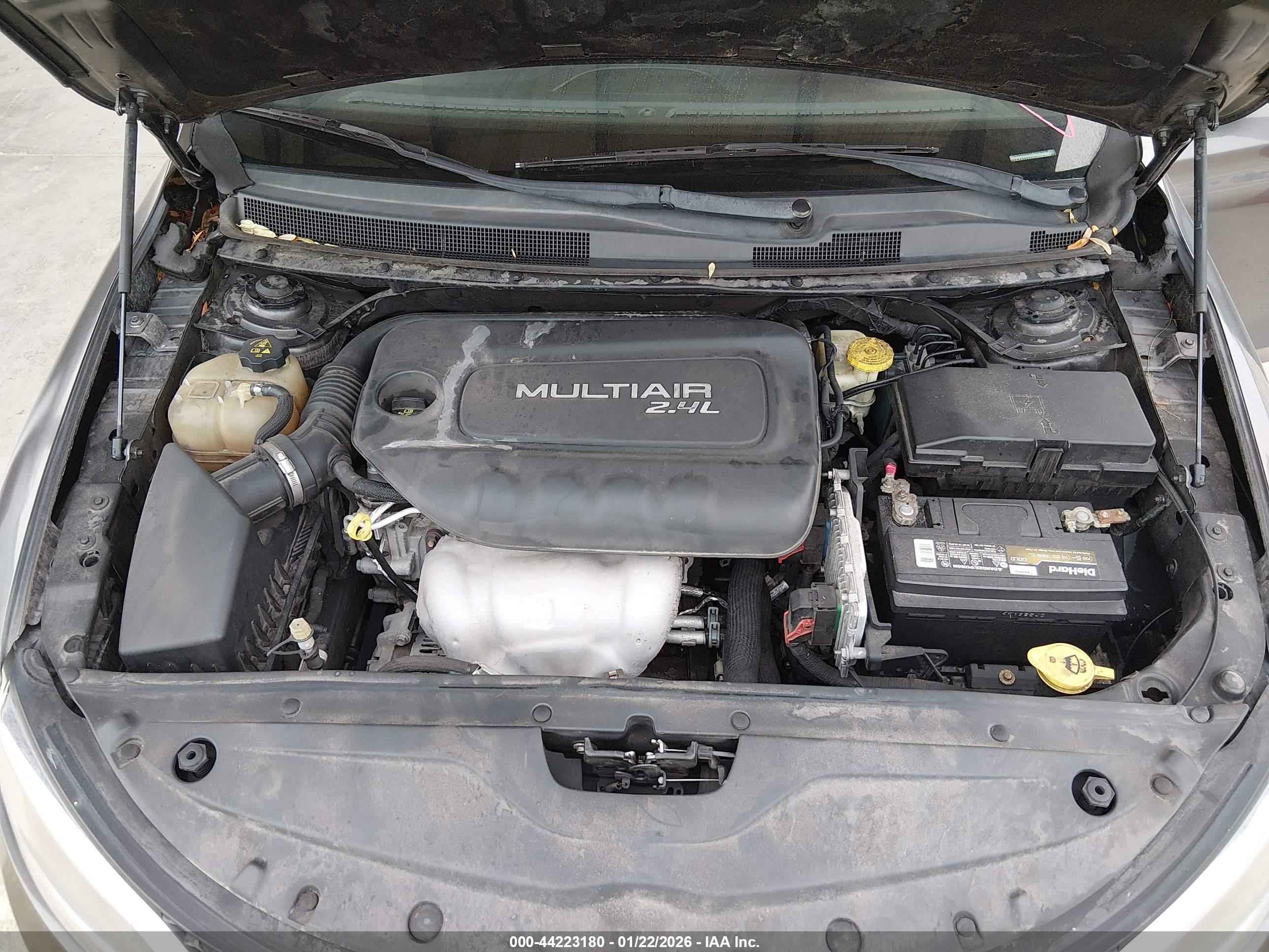 CHRYSLER 200 image 10