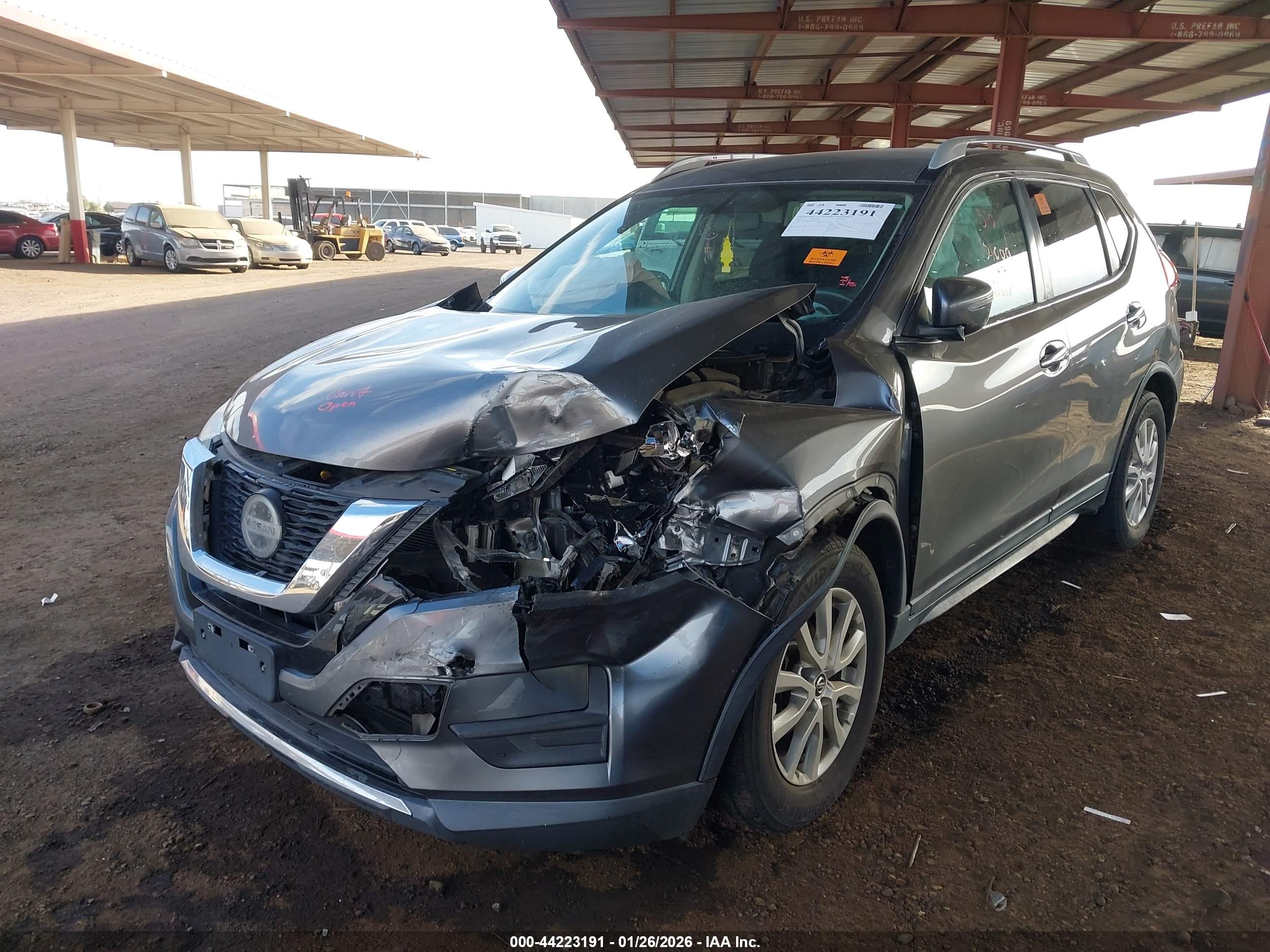 NISSAN ROGUE image 2