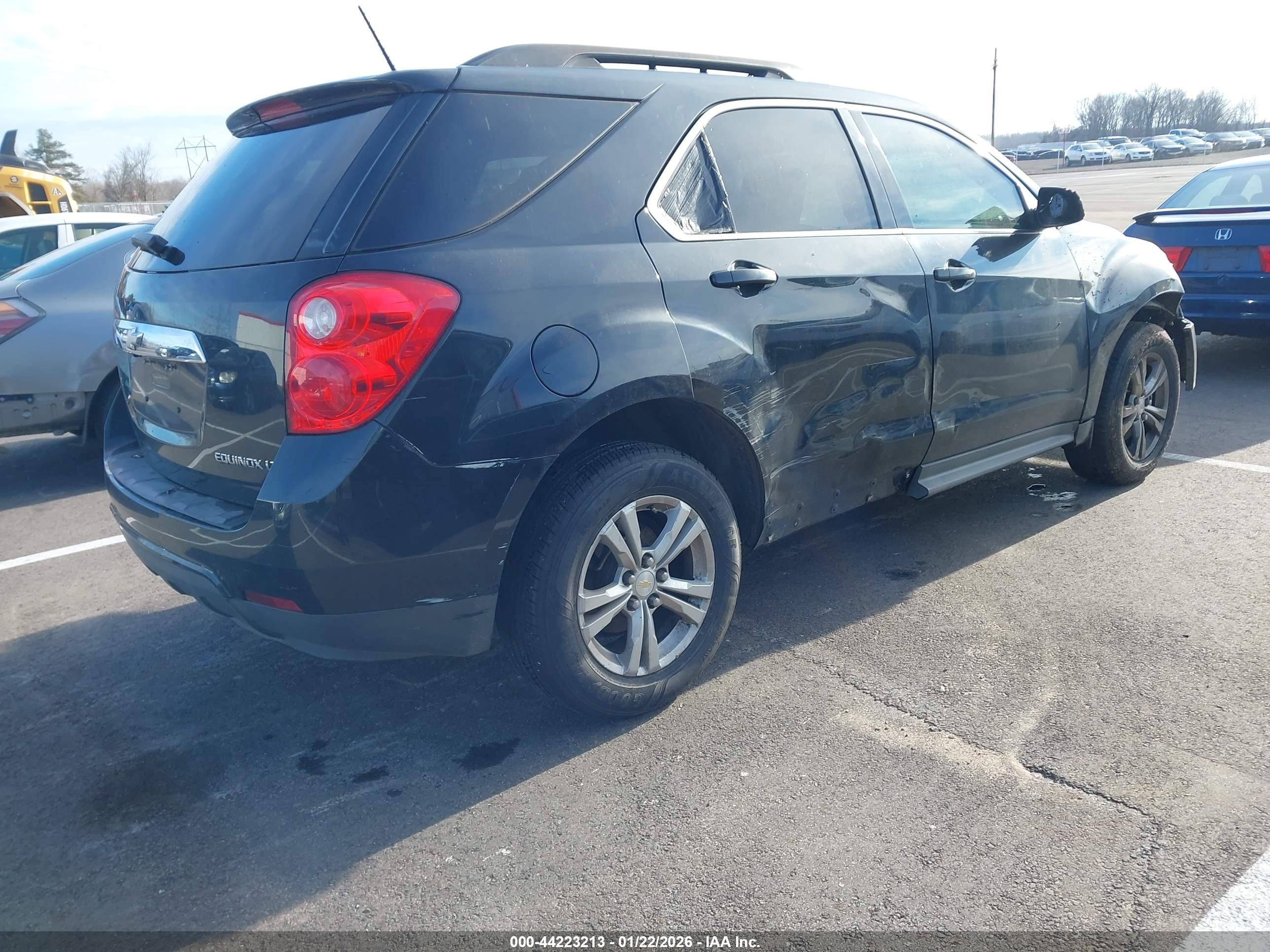 CHEVROLET EQUINOX image 4