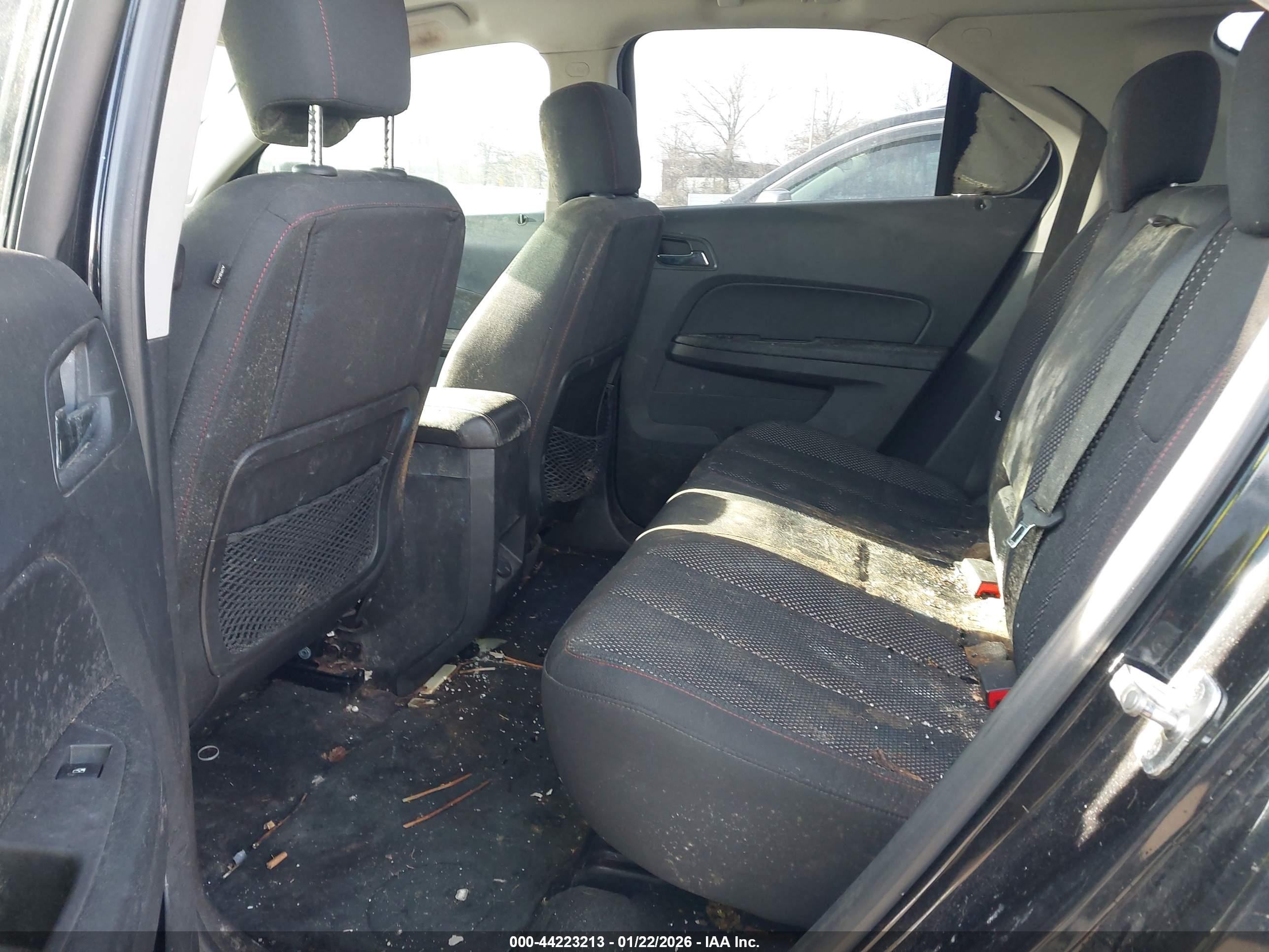 CHEVROLET EQUINOX image 8