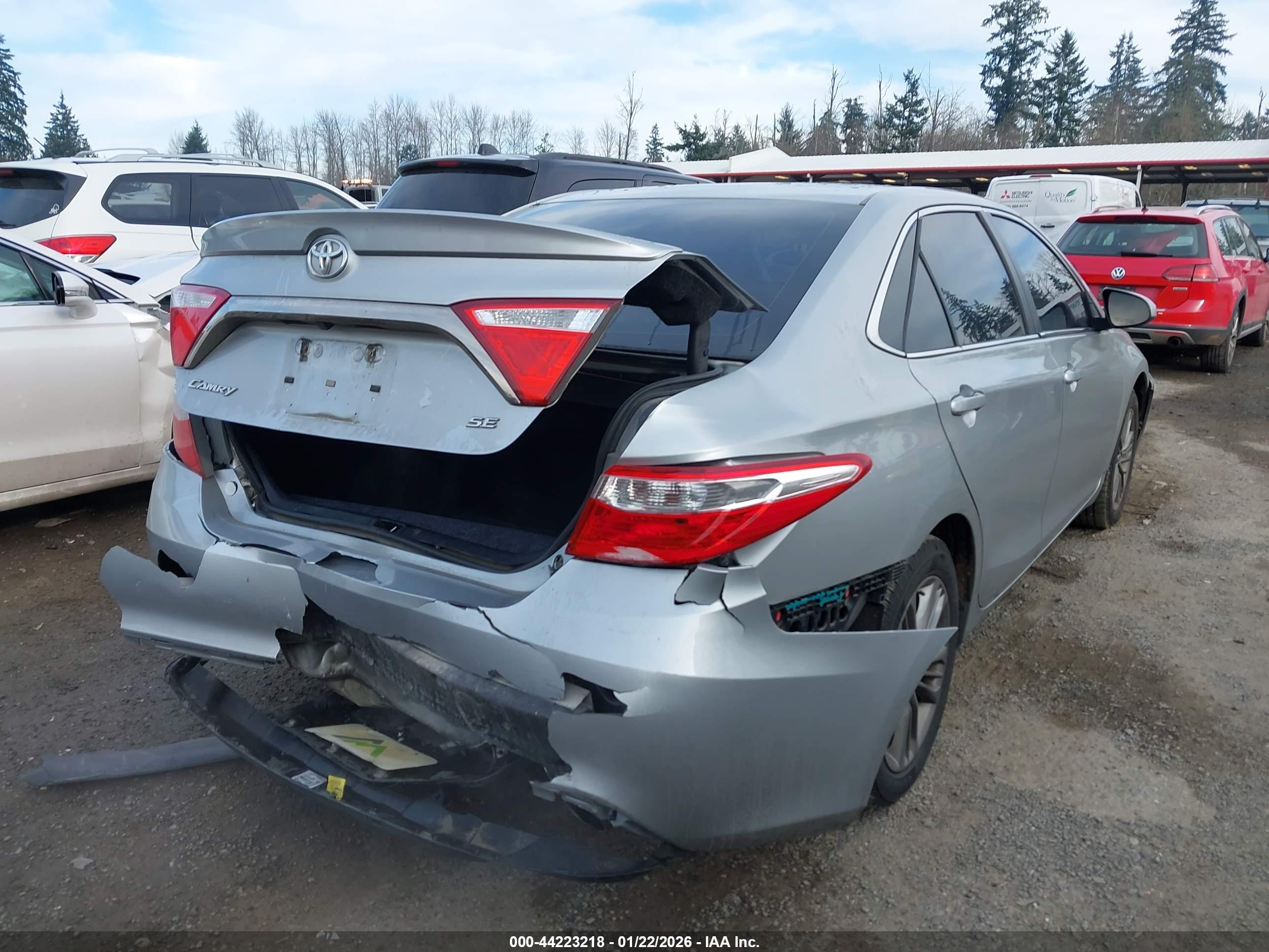 TOYOTA CAMRY image 6