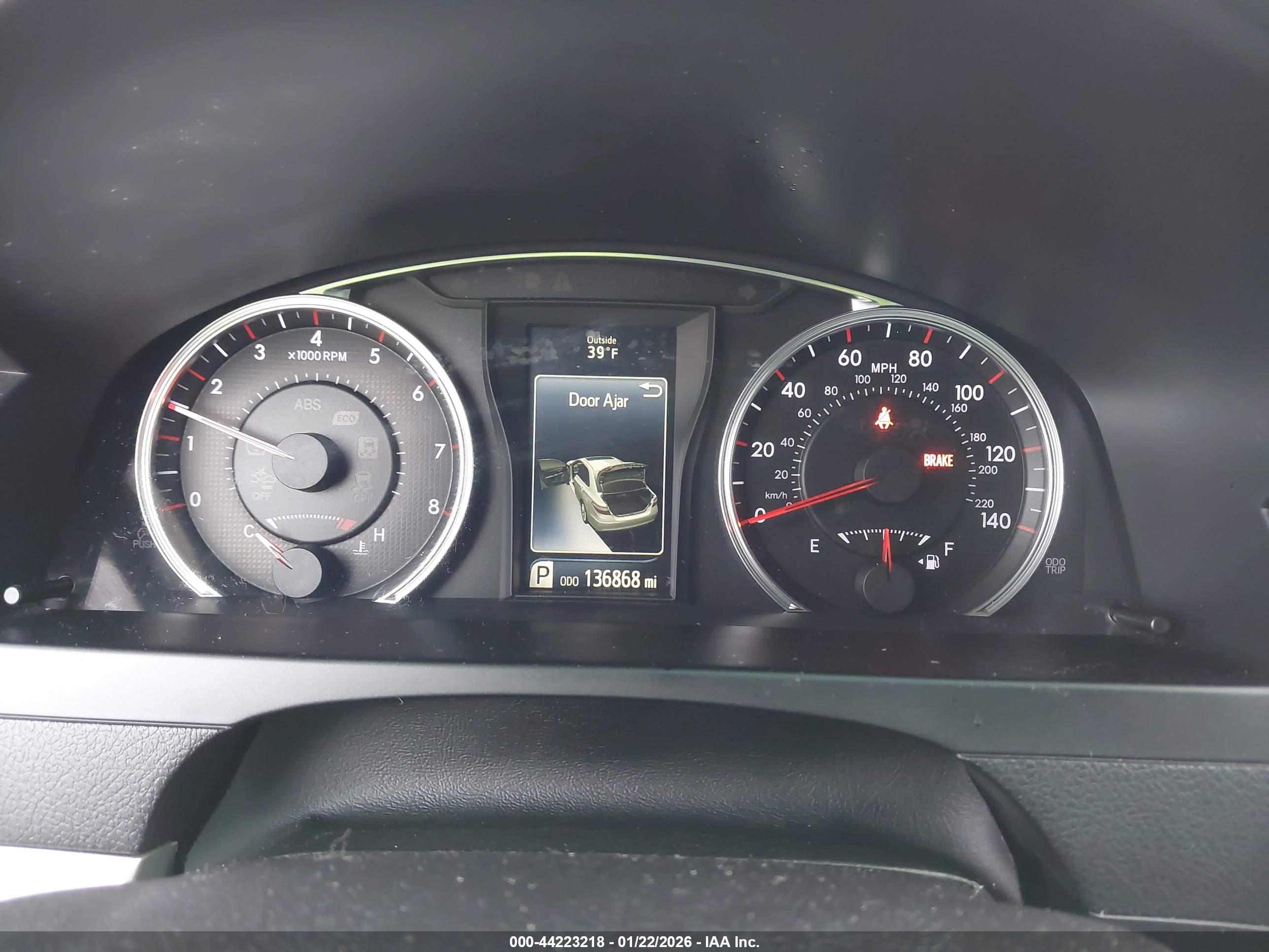 TOYOTA CAMRY image 7