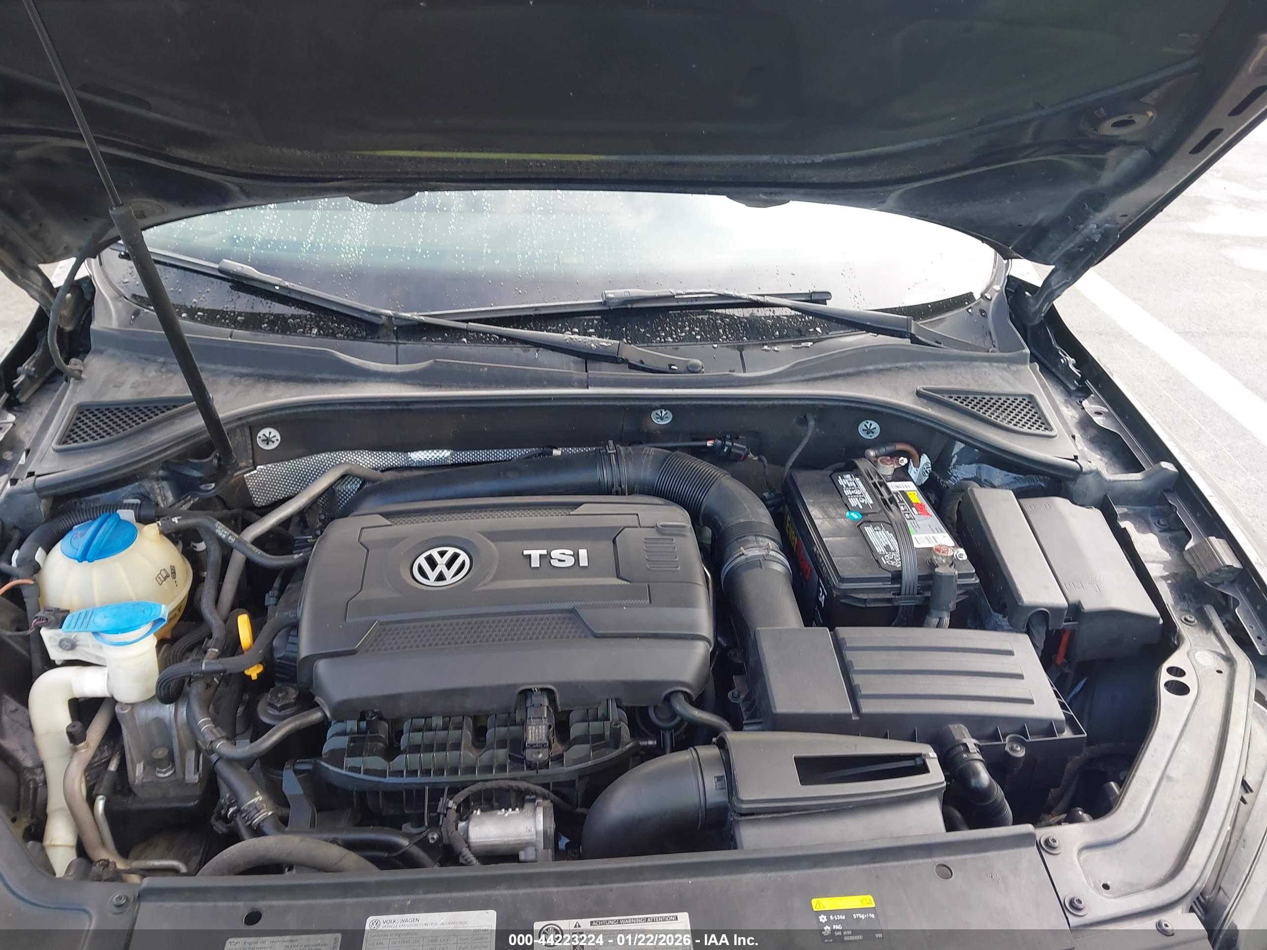 VOLKSWAGEN PASSAT image 10