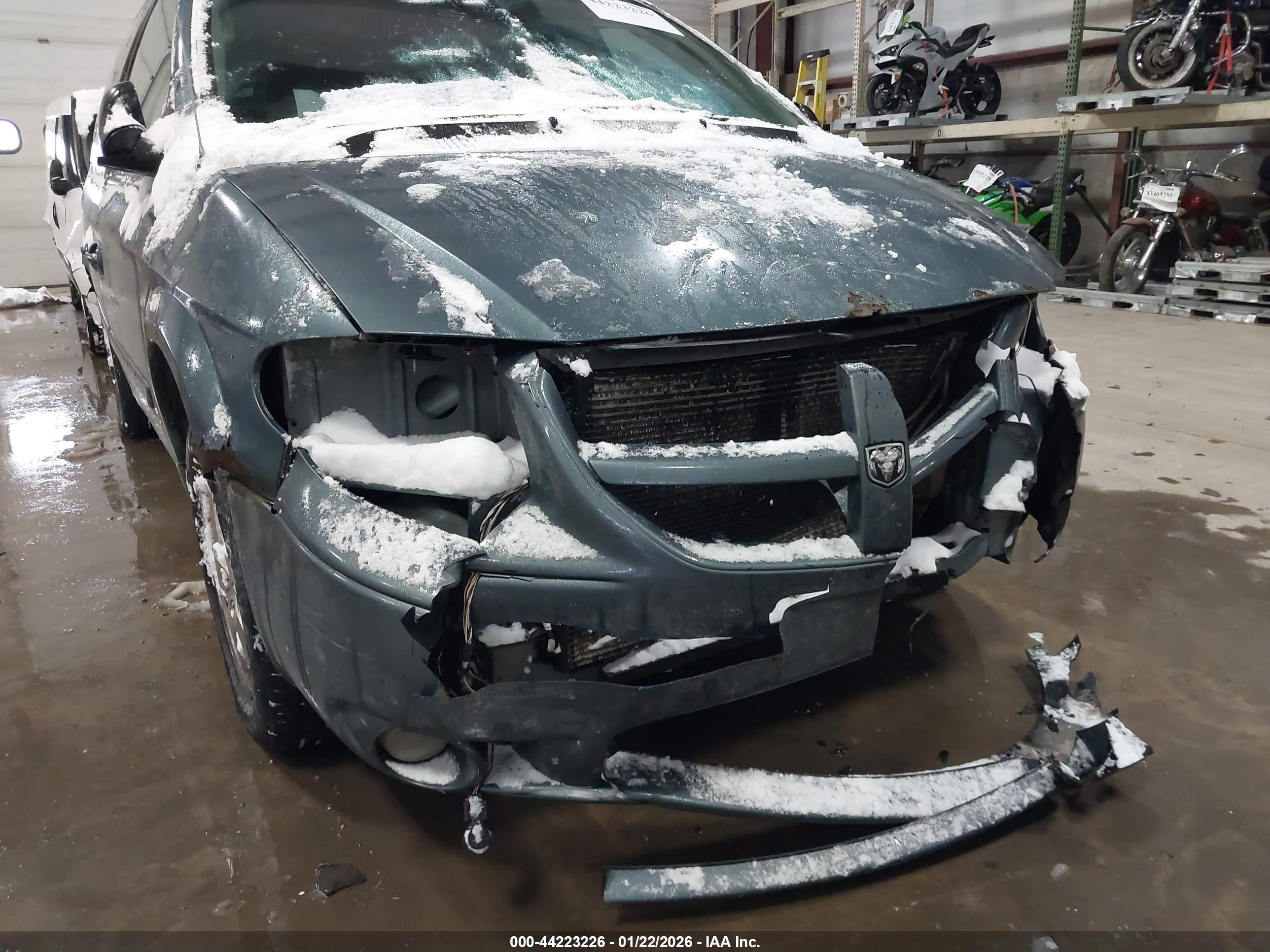 DODGE GRAND image 6