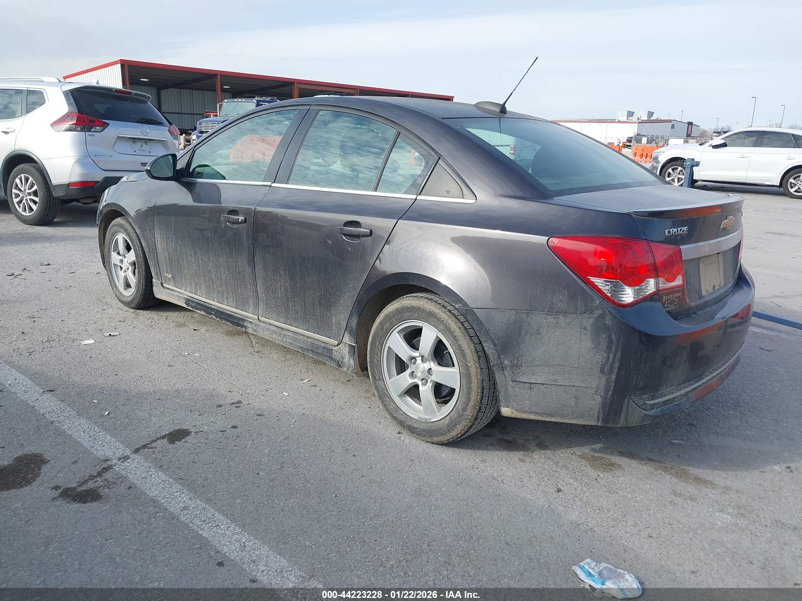 CHEVROLET CRUZE image 3