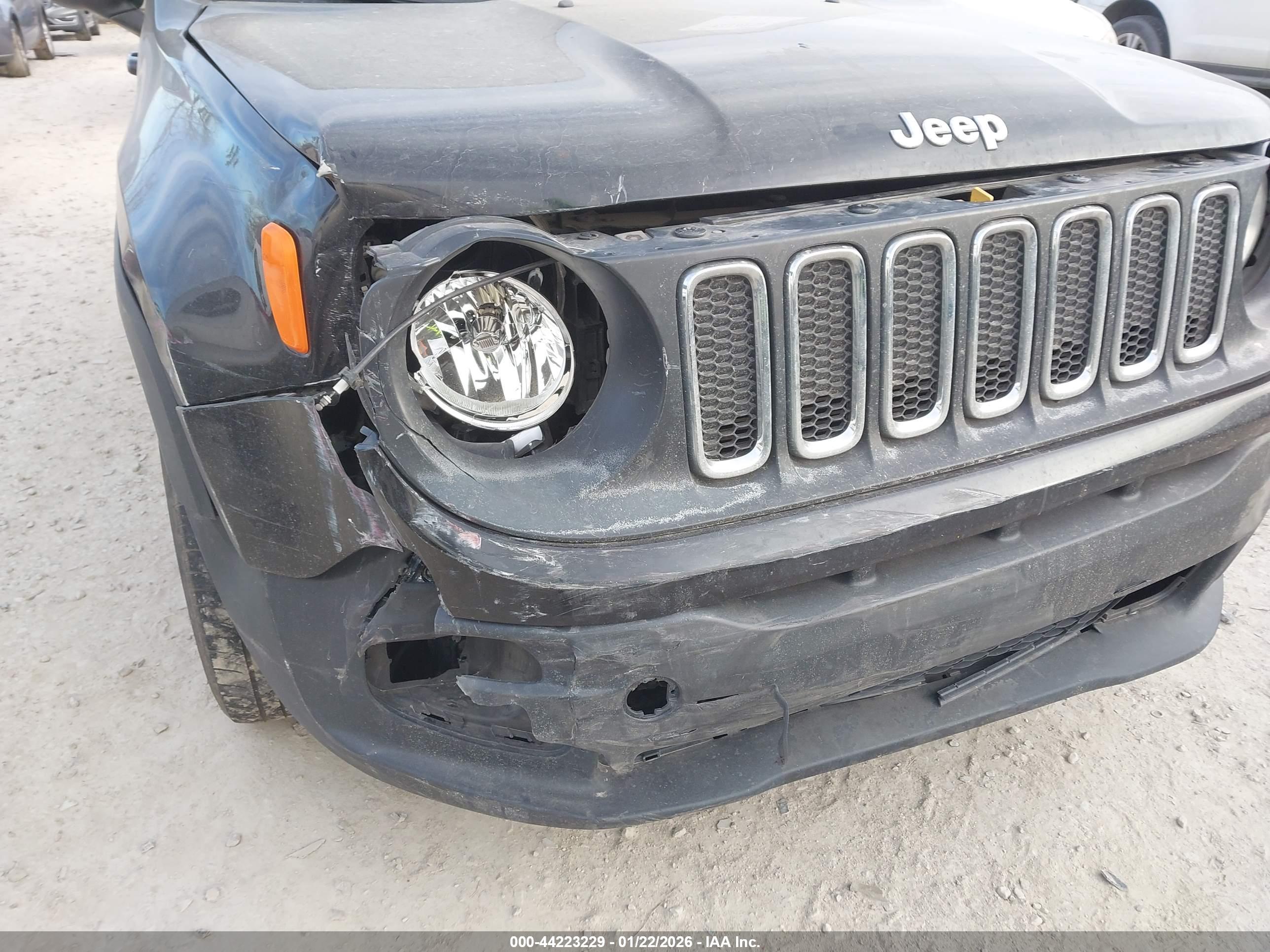 JEEP RENEGADE image 6