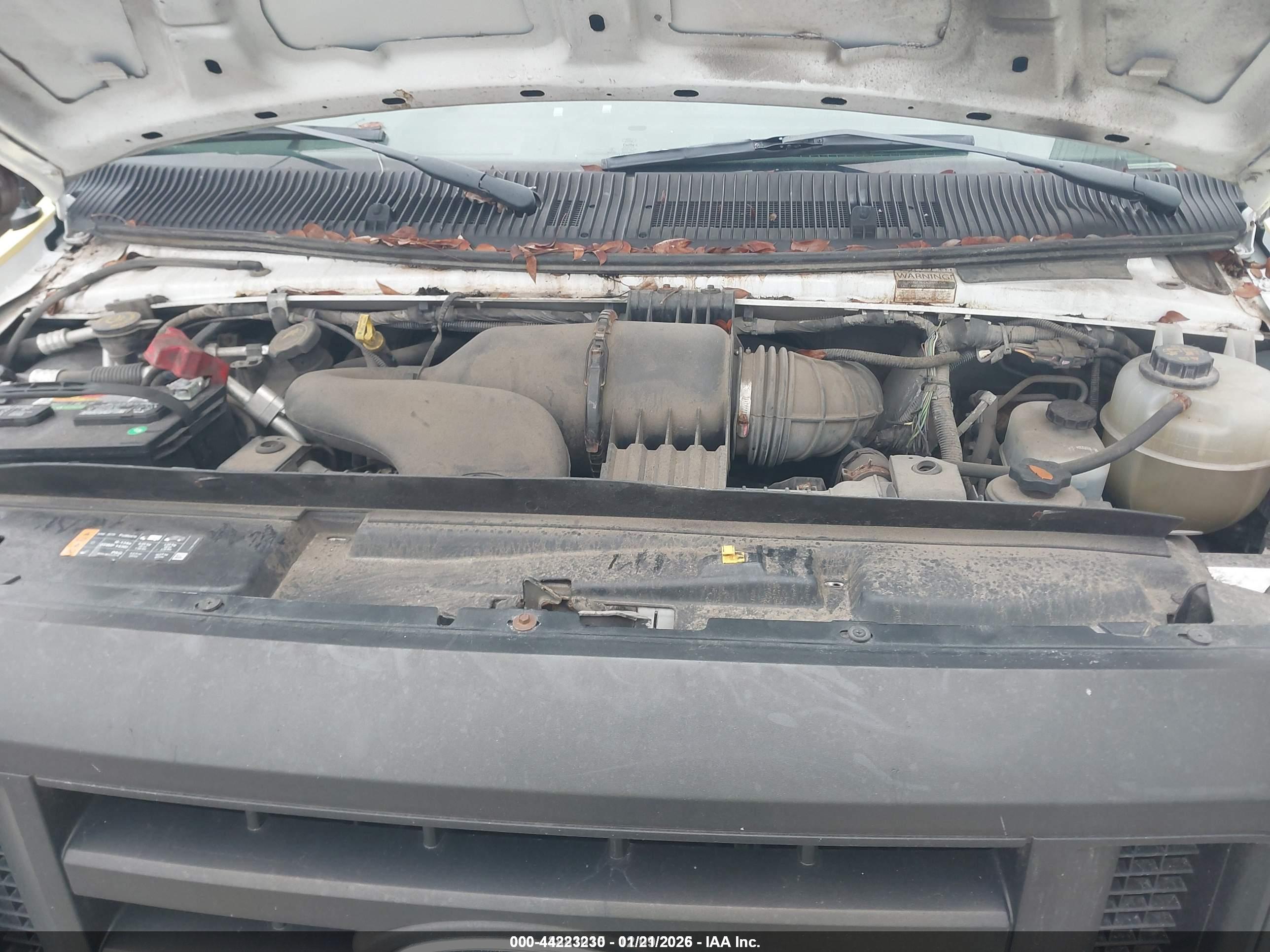 FORD E-450 image 10