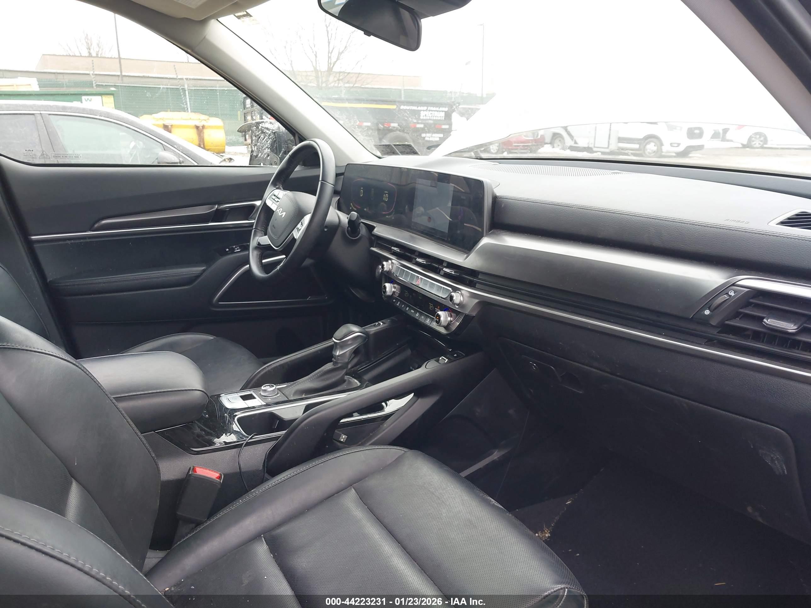 KIA TELLURIDE image 5