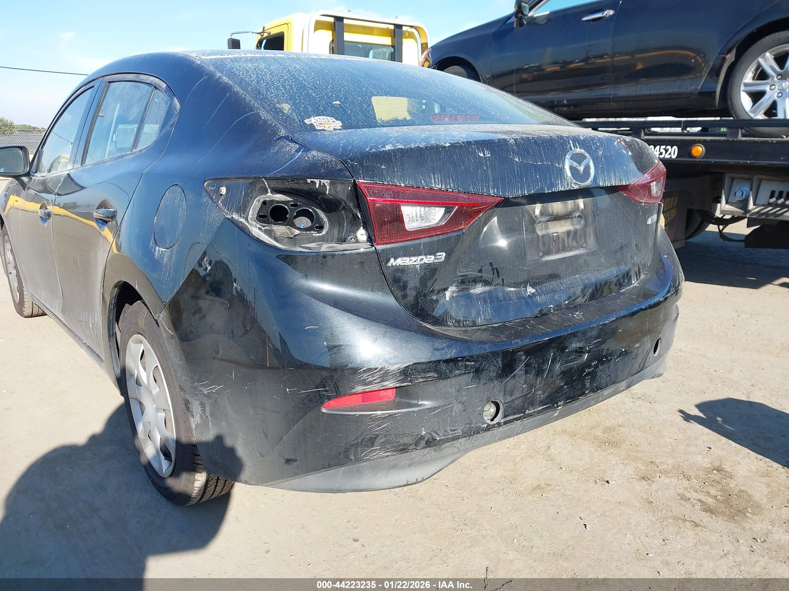 MAZDA MAZDA3 image 6