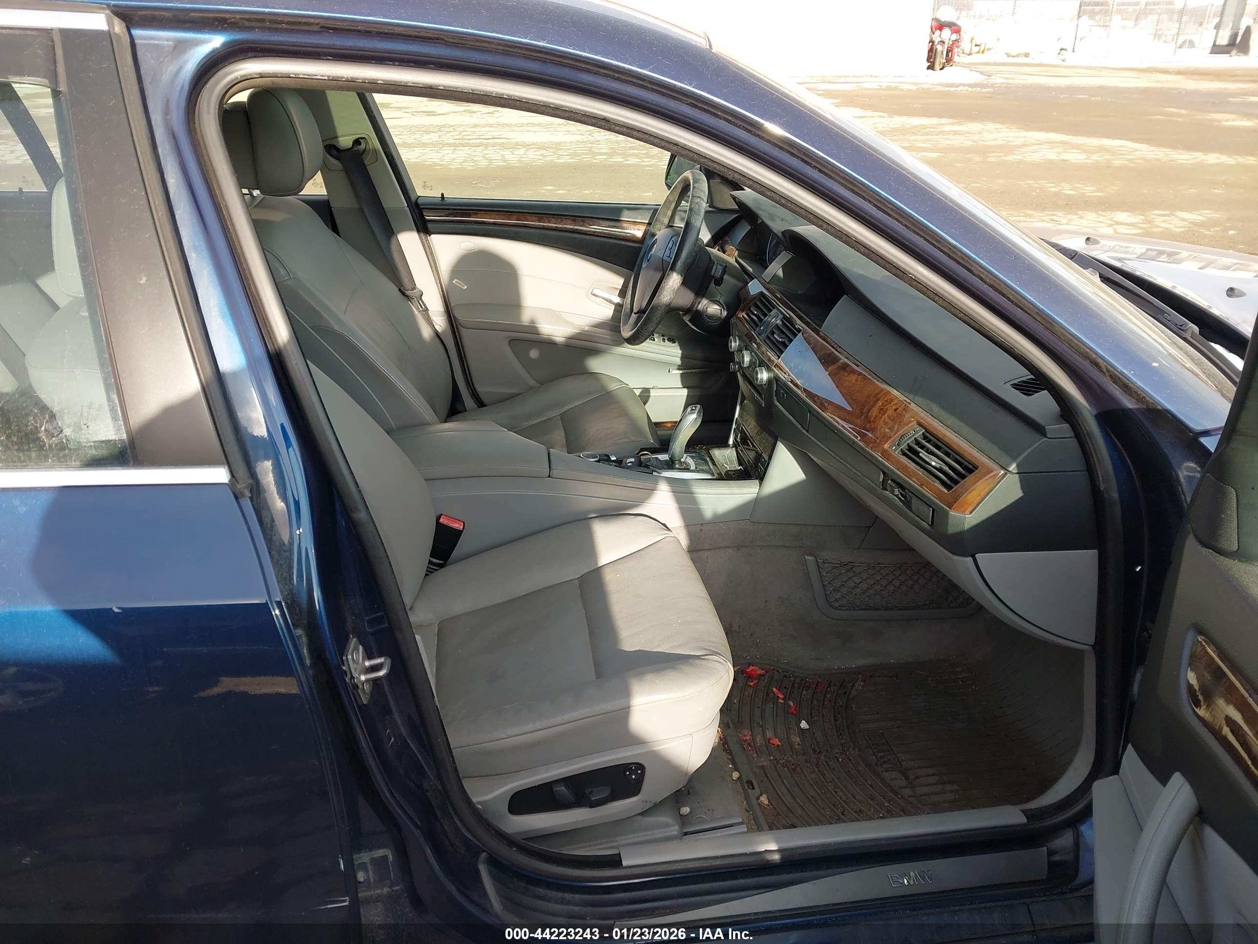 BMW 535I image 5