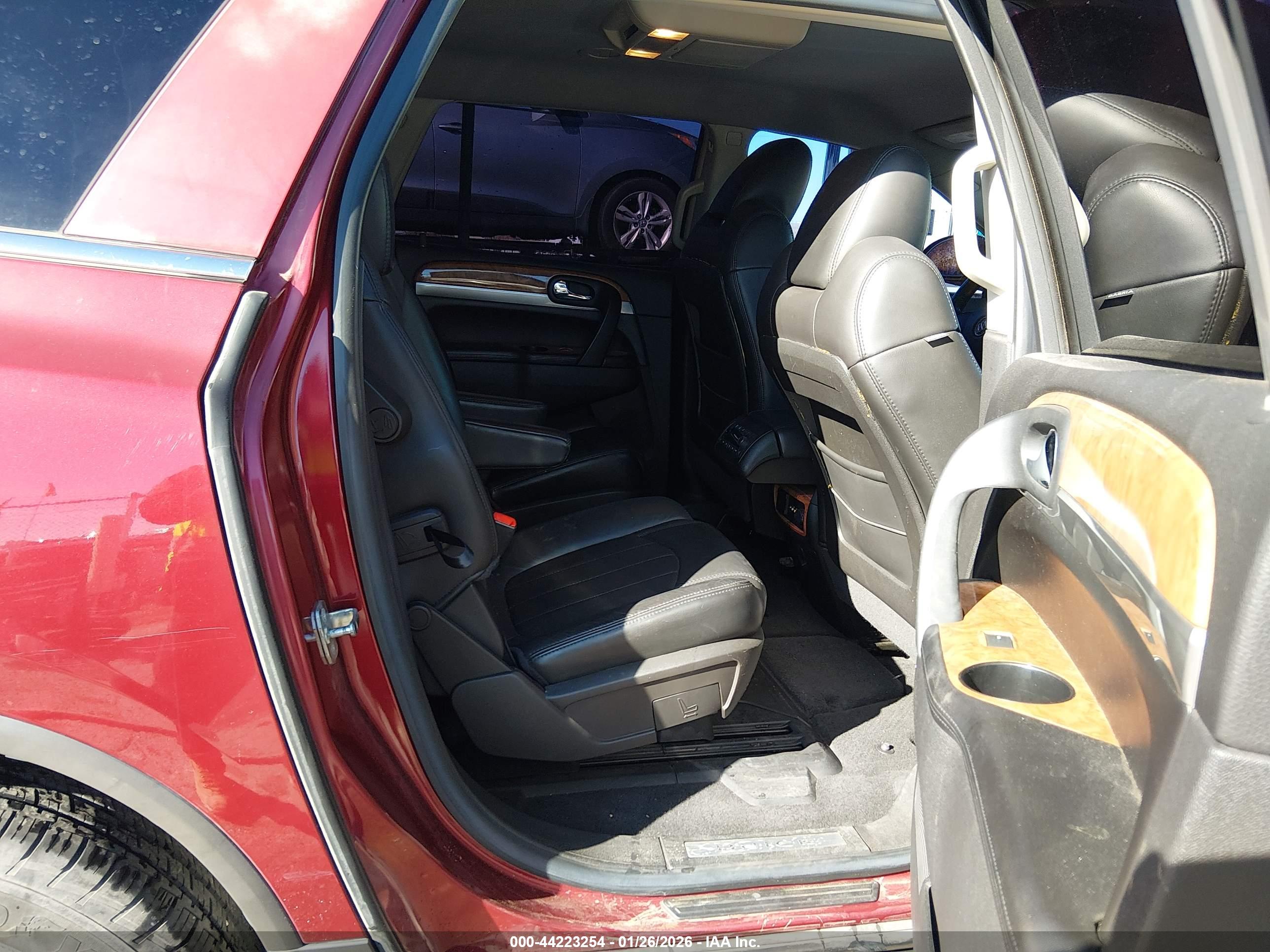 BUICK ENCLAVE image 8
