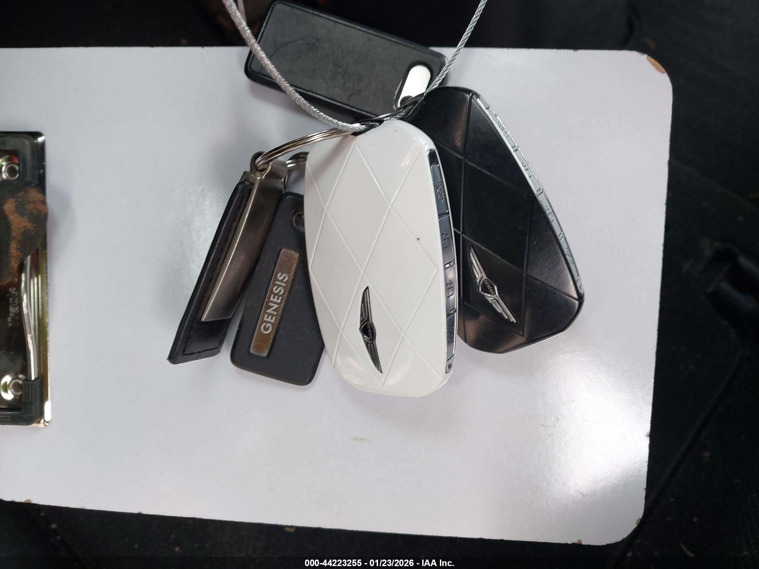 GENESIS GV60 image 11