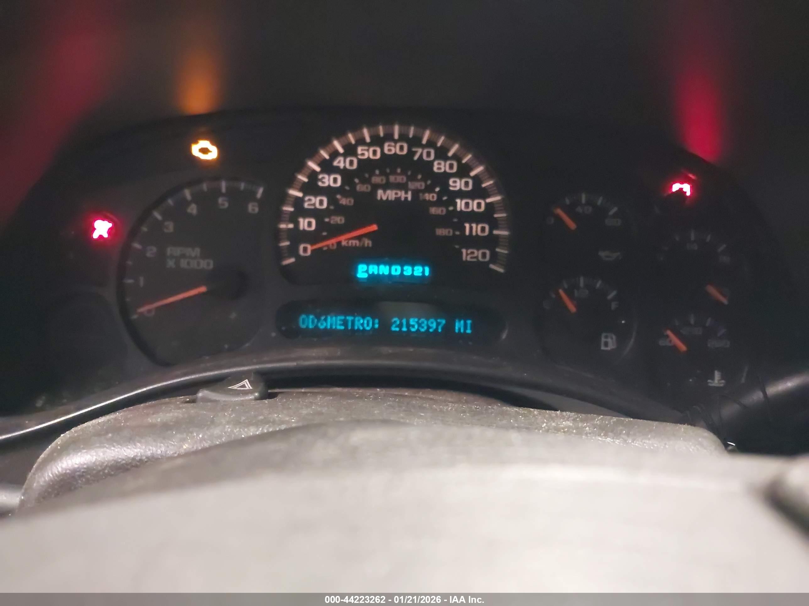 CHEVROLET SILVERADO image 7