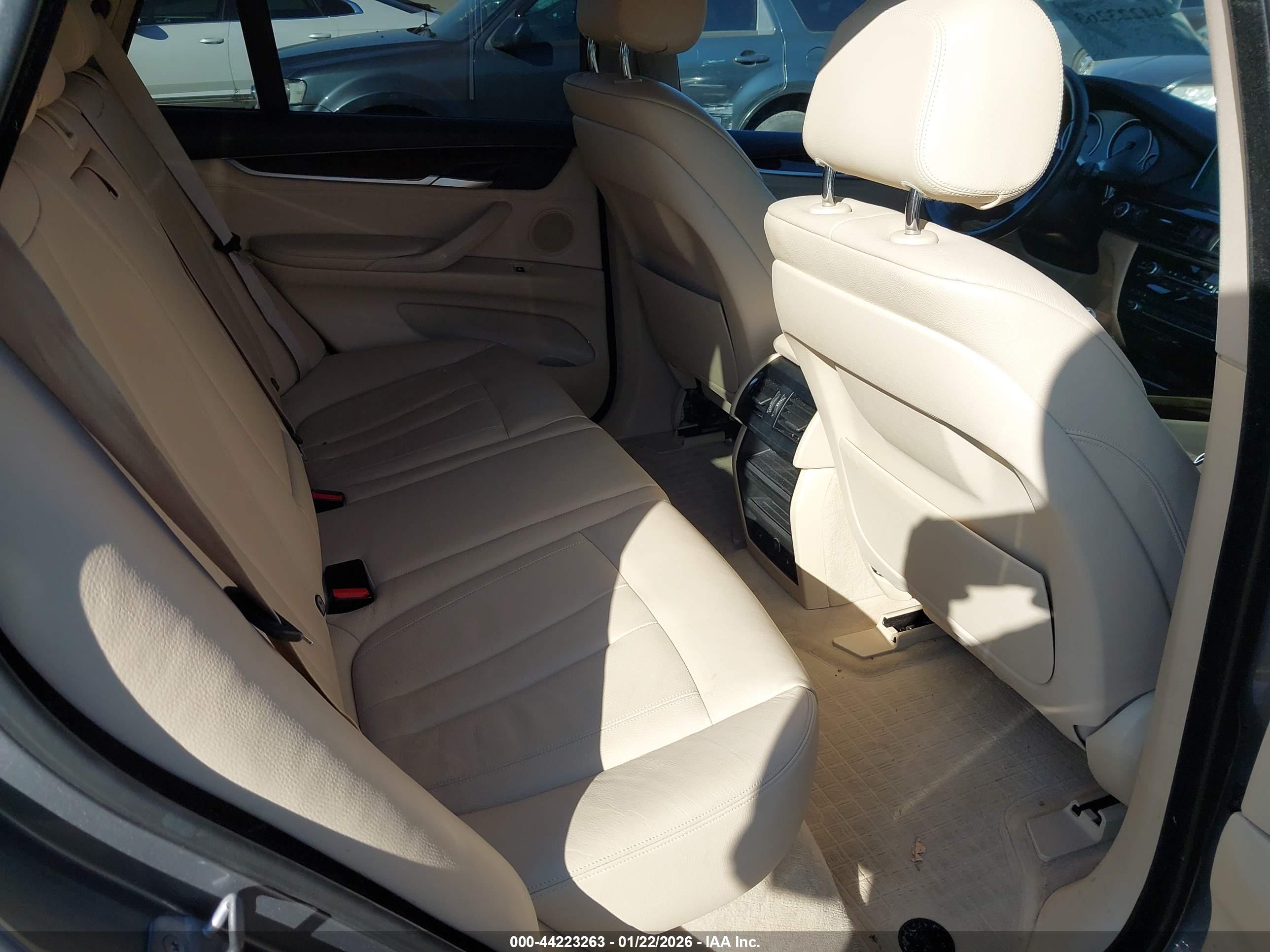 BMW X5 image 8