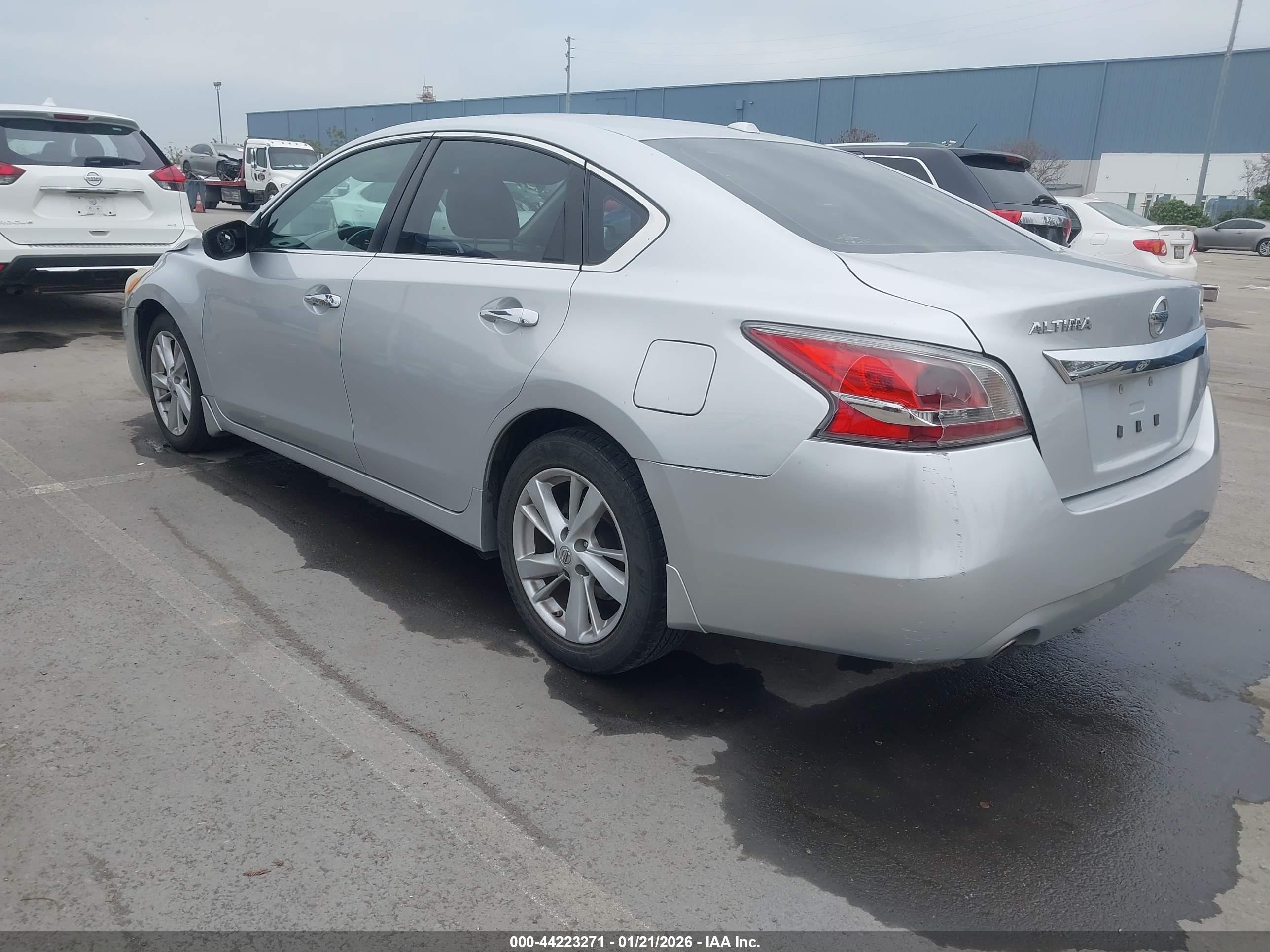 NISSAN ALTIMA image 3