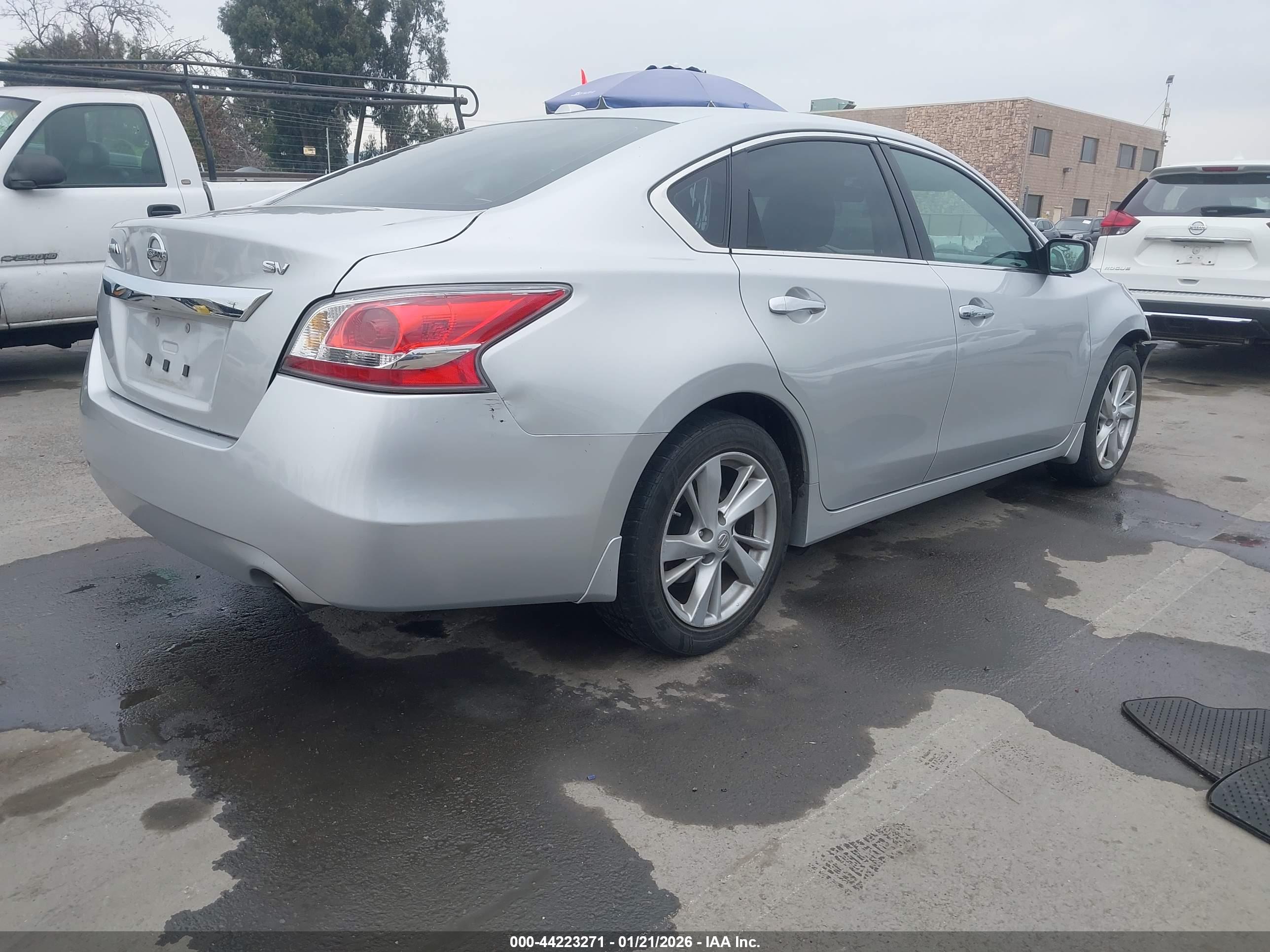 NISSAN ALTIMA image 4