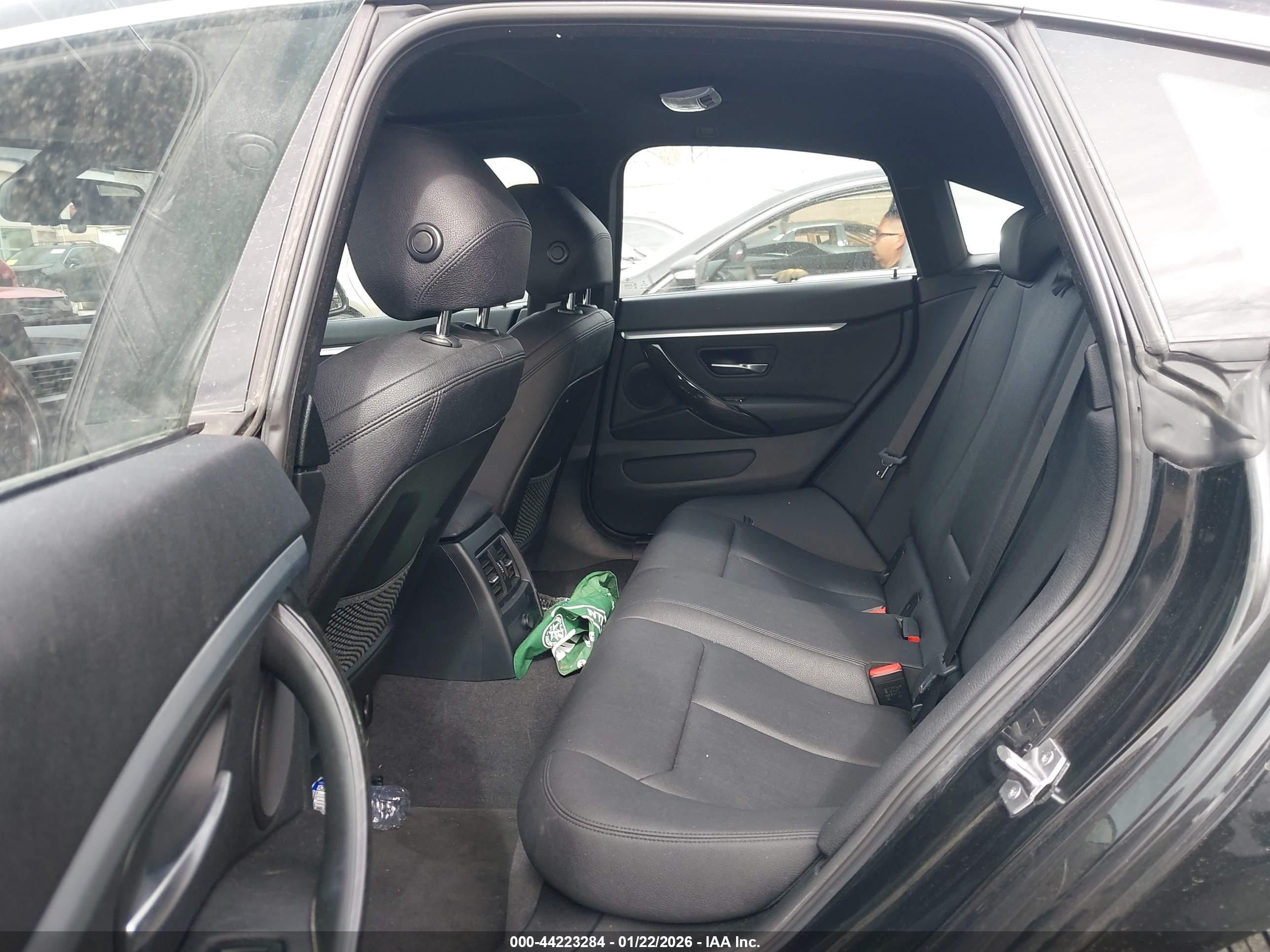 BMW 430I image 8