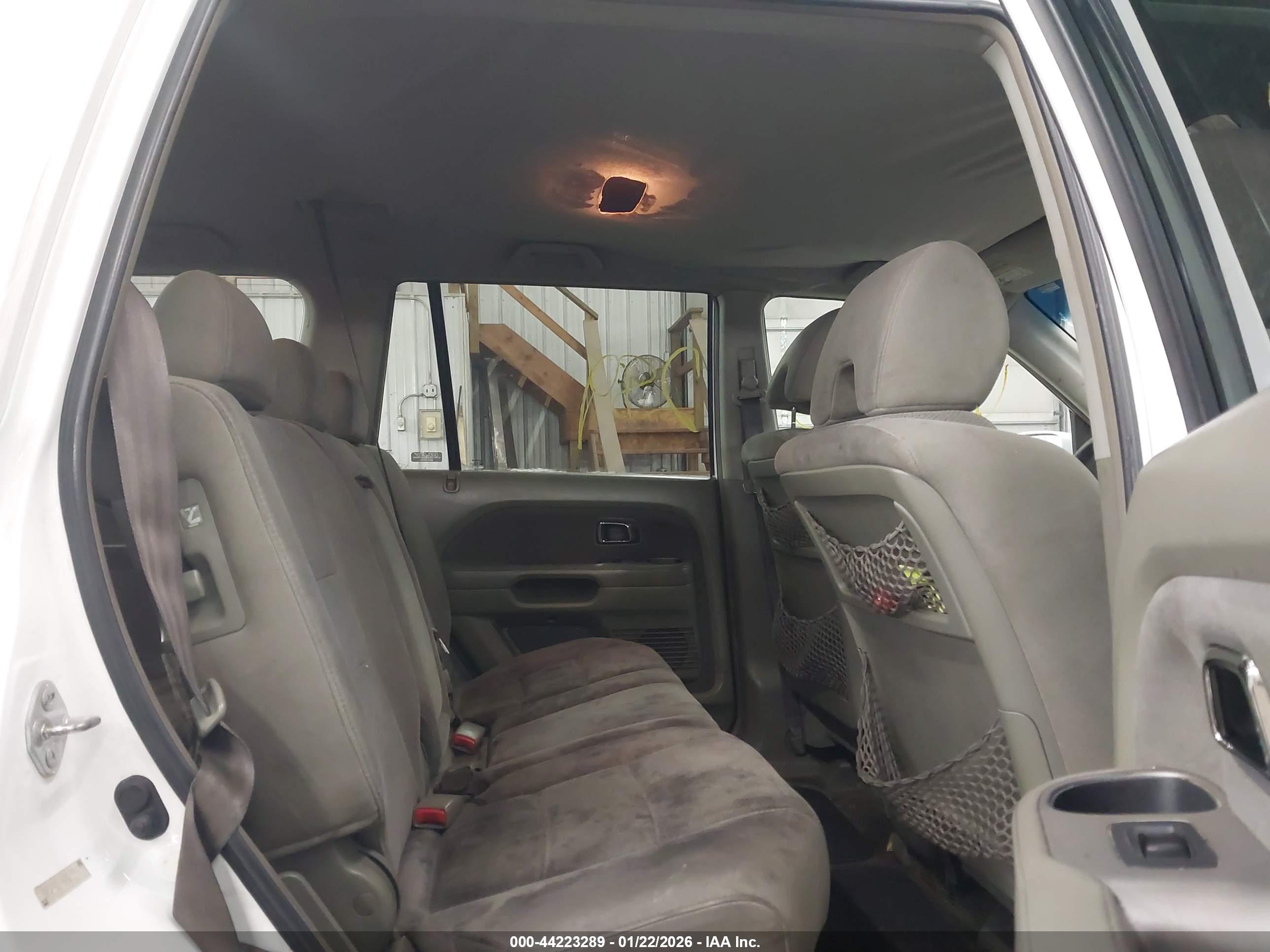 HONDA PILOT image 8