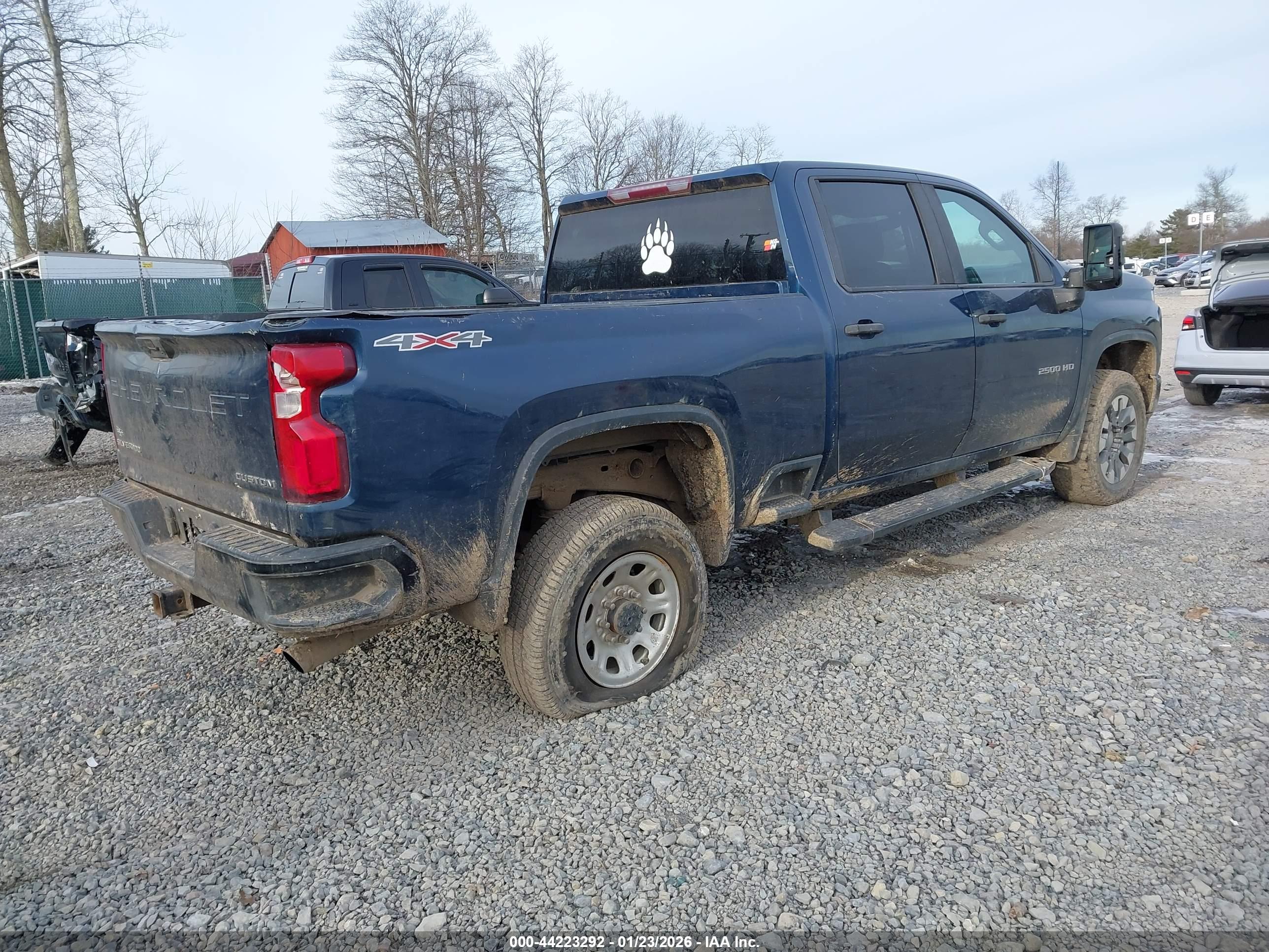 CHEVROLET SILVERADO image 4