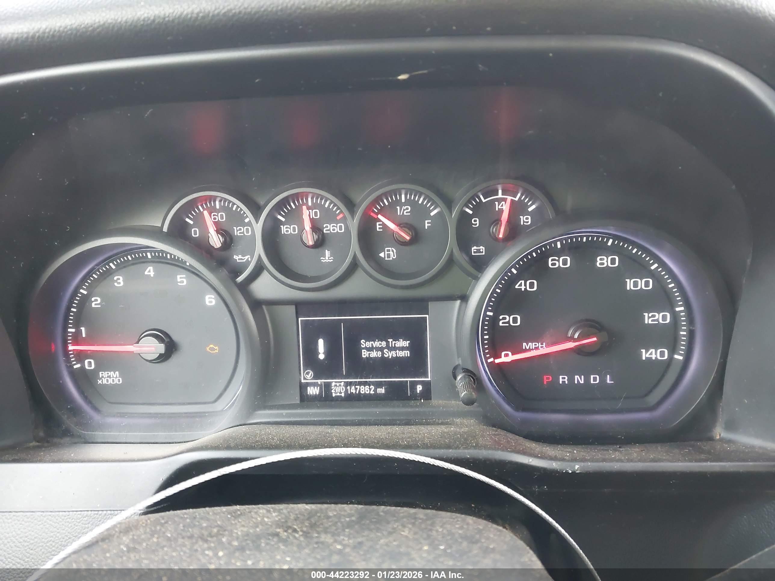 CHEVROLET SILVERADO image 6