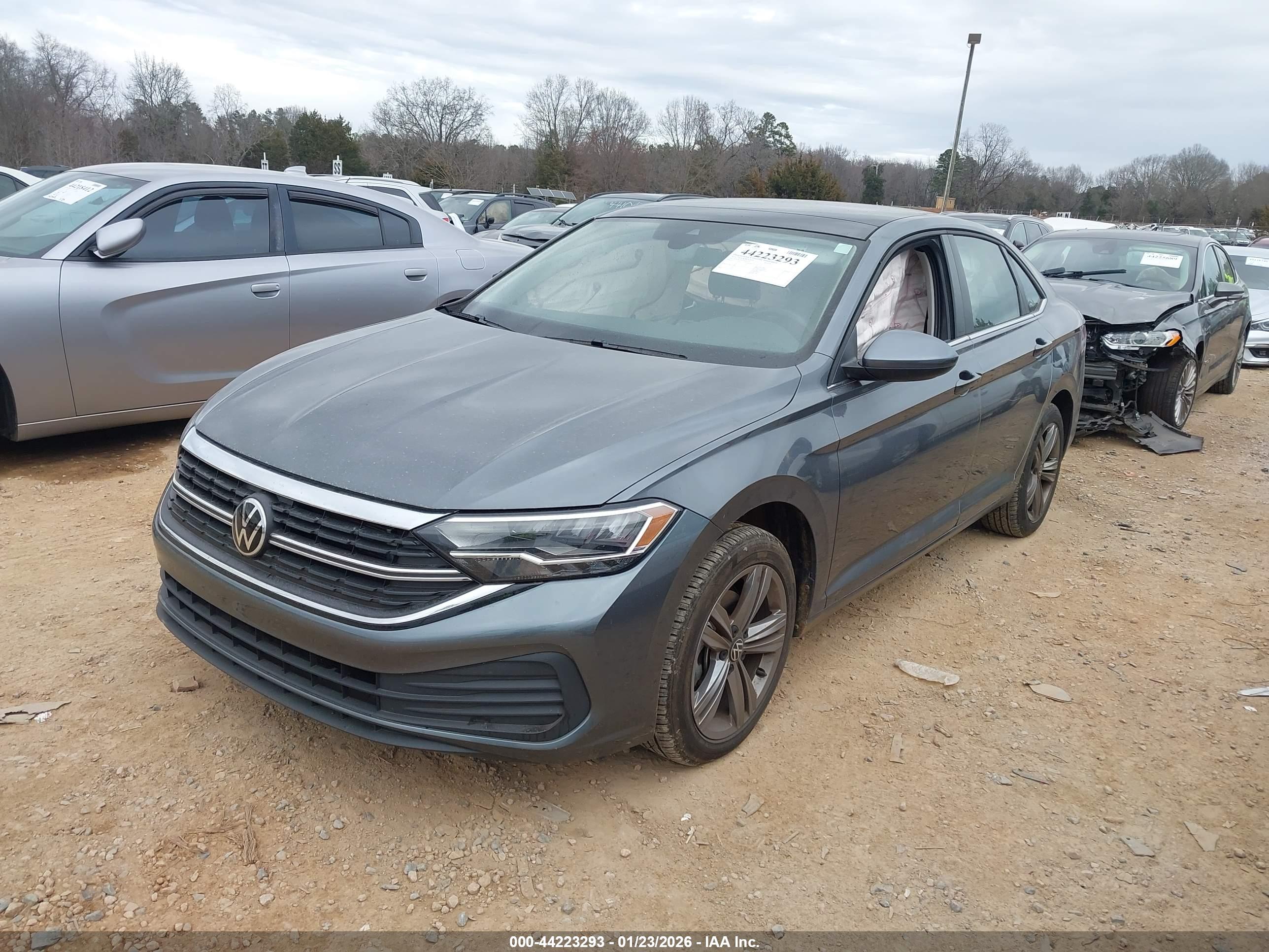 VOLKSWAGEN JETTA image 2