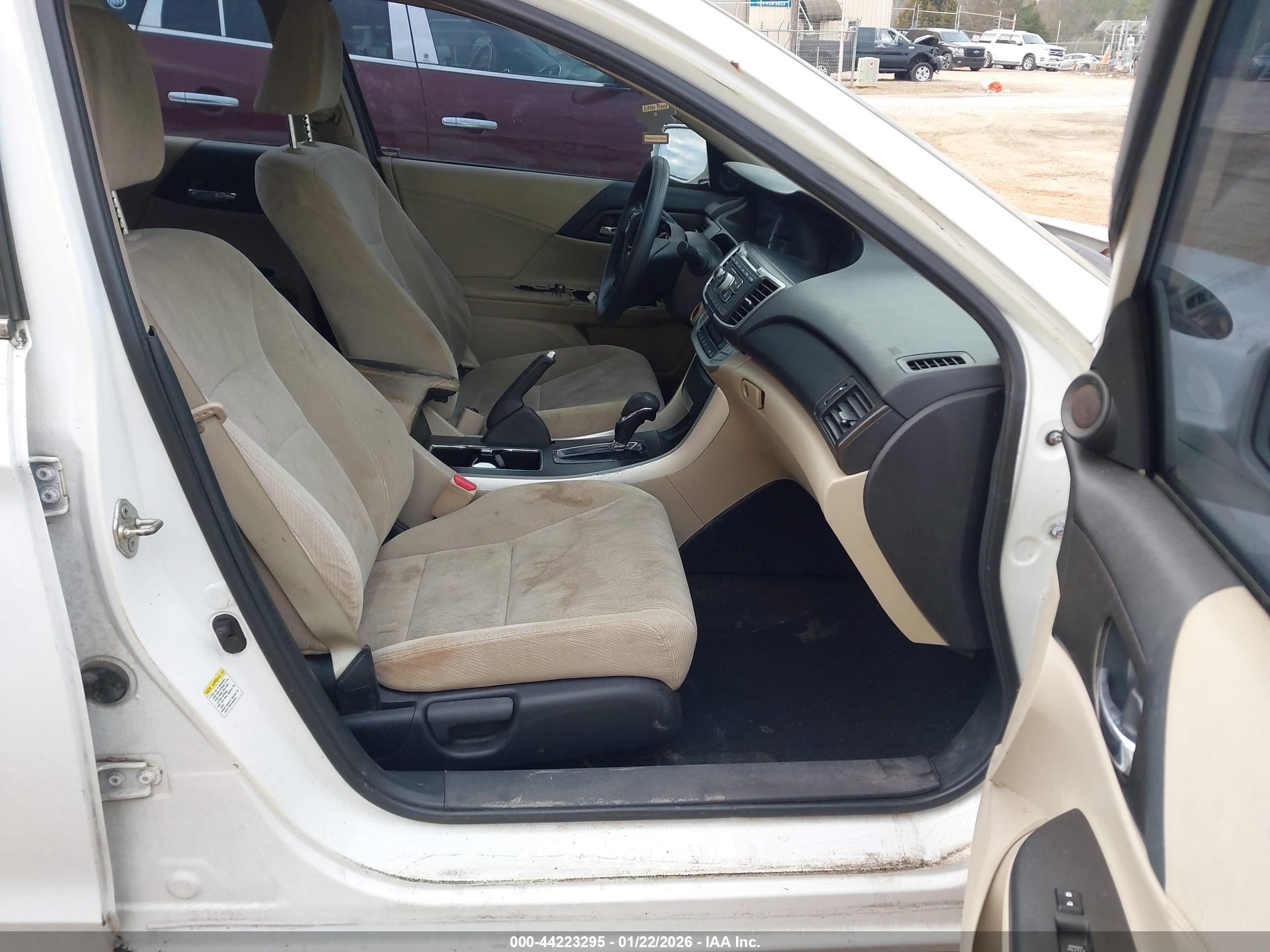 HONDA ACCORD image 5