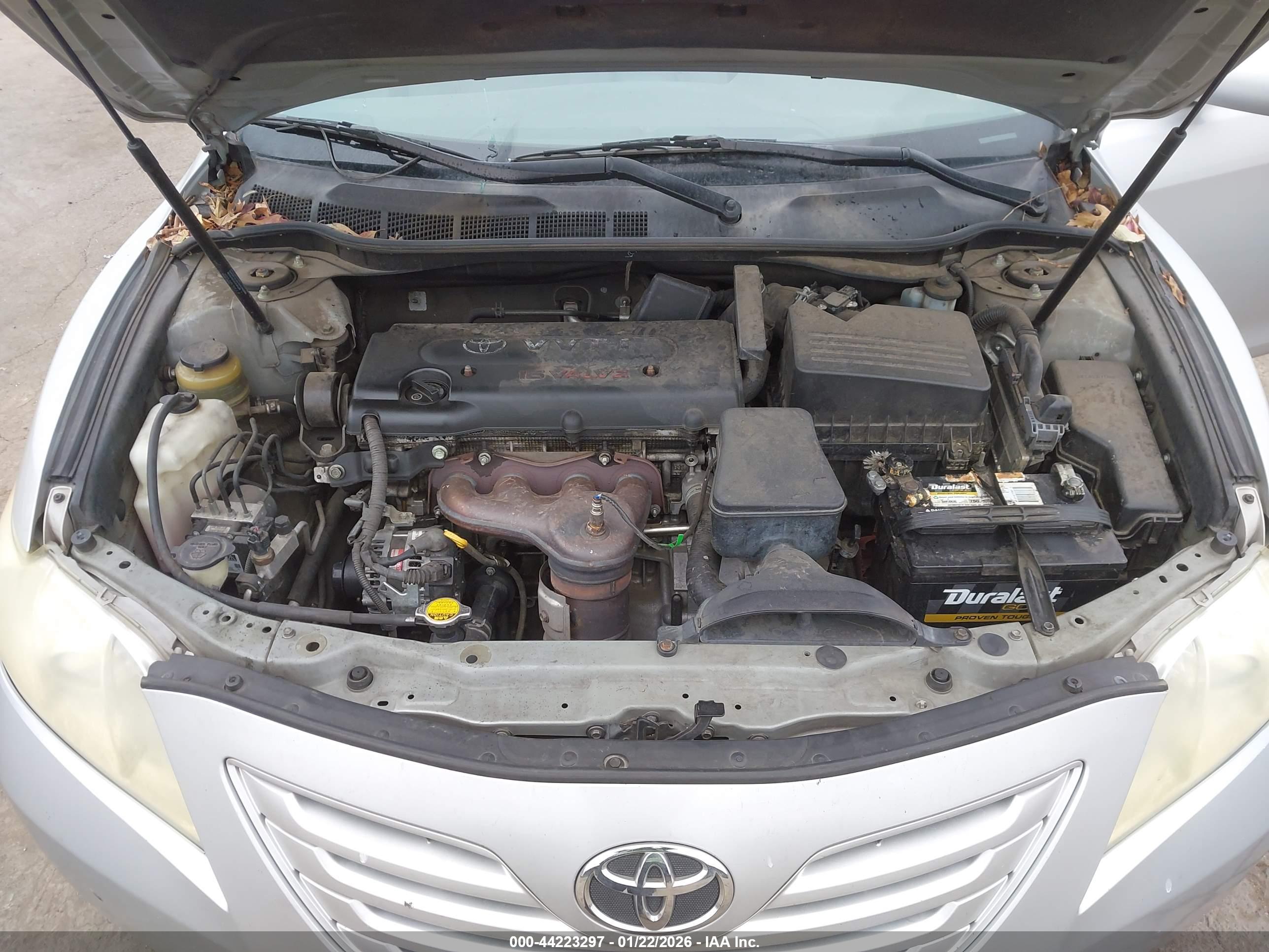 TOYOTA CAMRY image 10