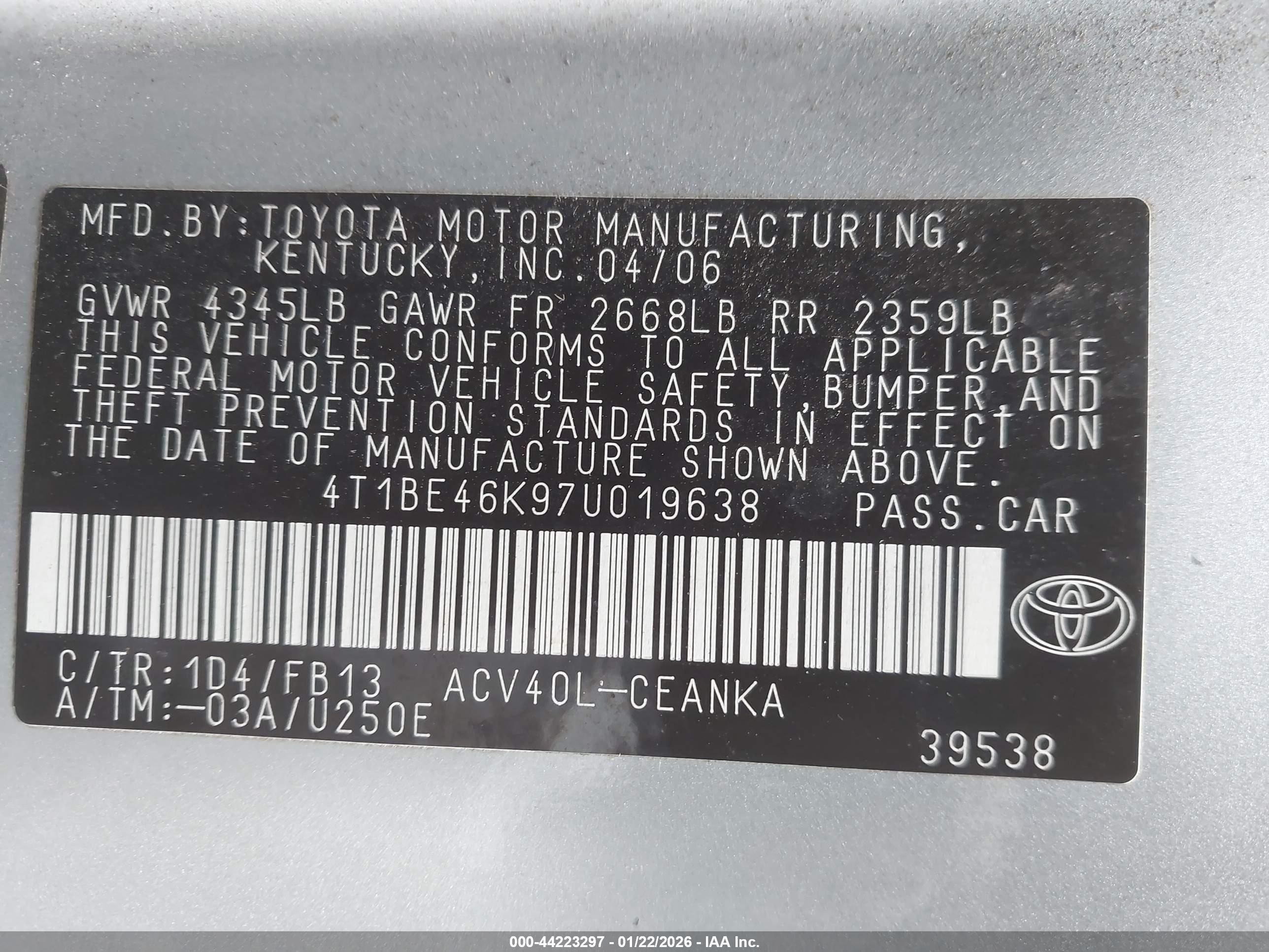TOYOTA CAMRY image 9