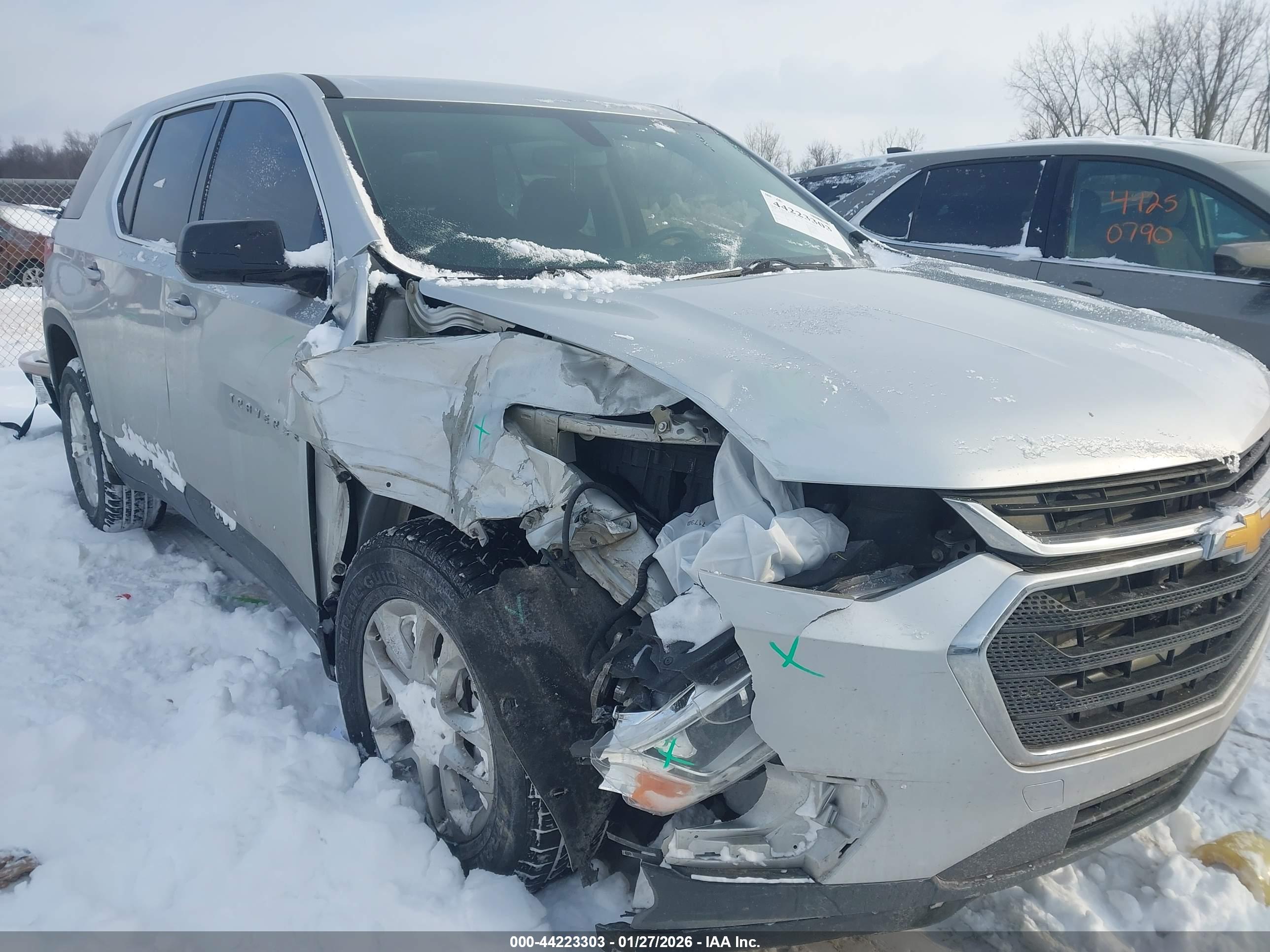 CHEVROLET TRAVERSE image 6