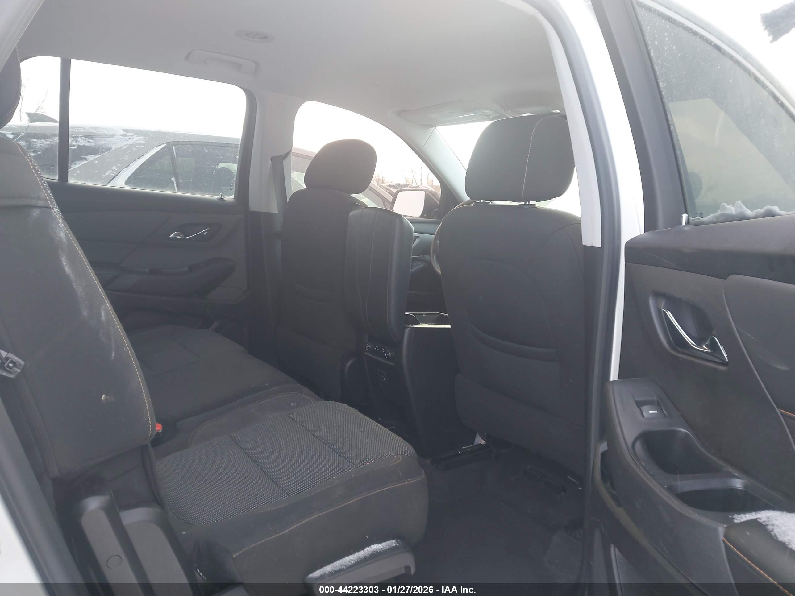 CHEVROLET TRAVERSE image 8