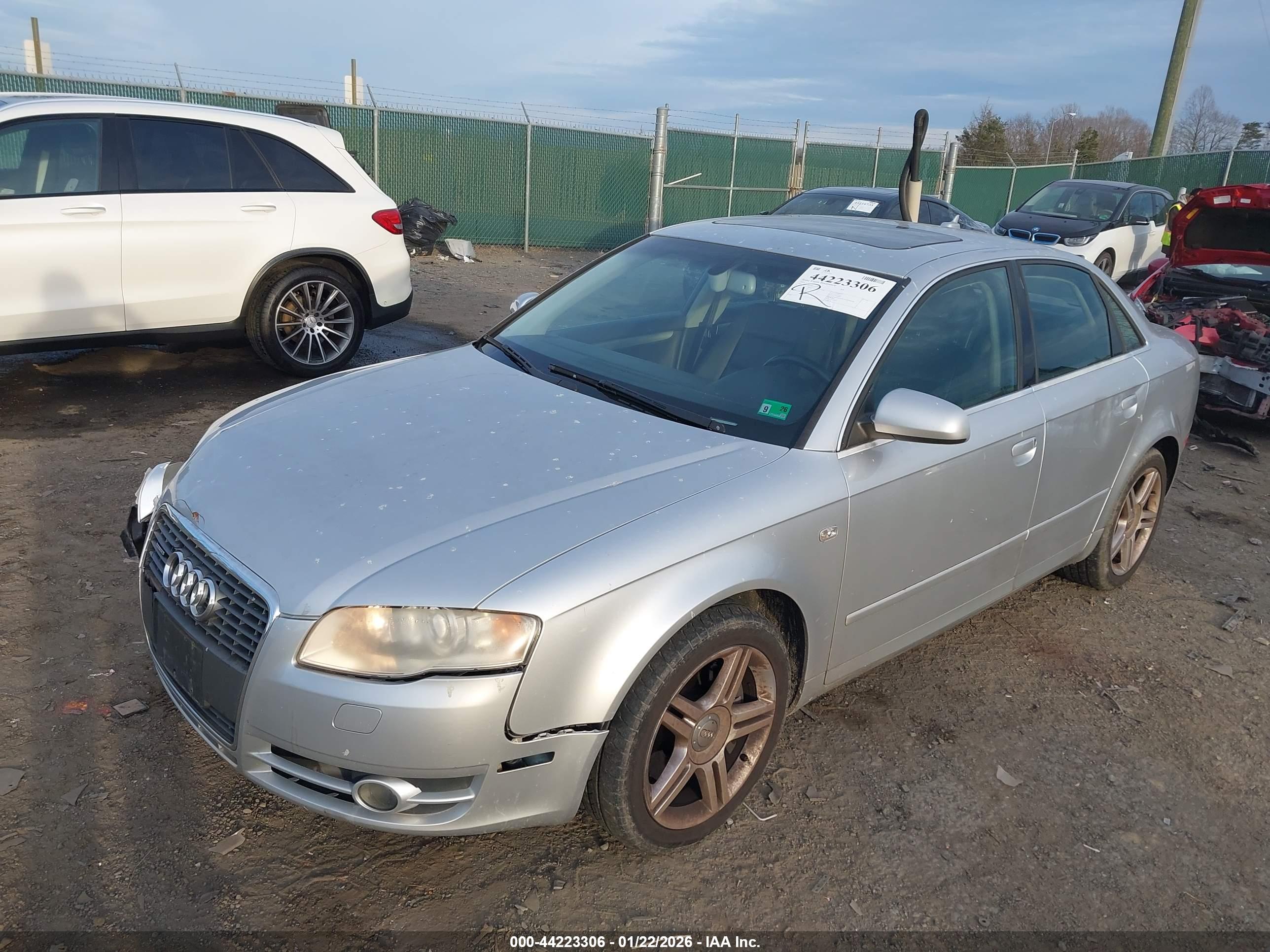 AUDI A4 image 2