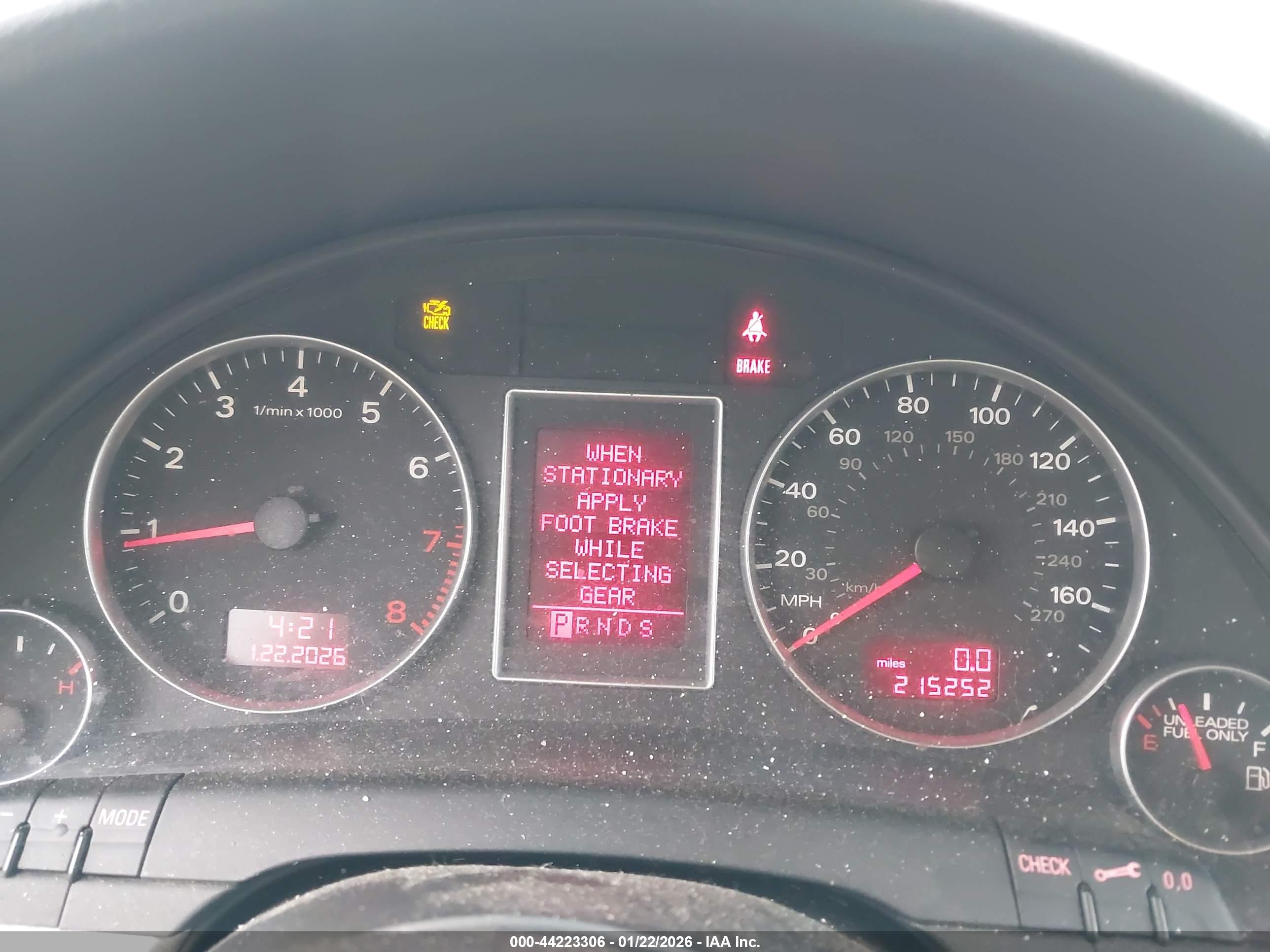 AUDI A4 image 7