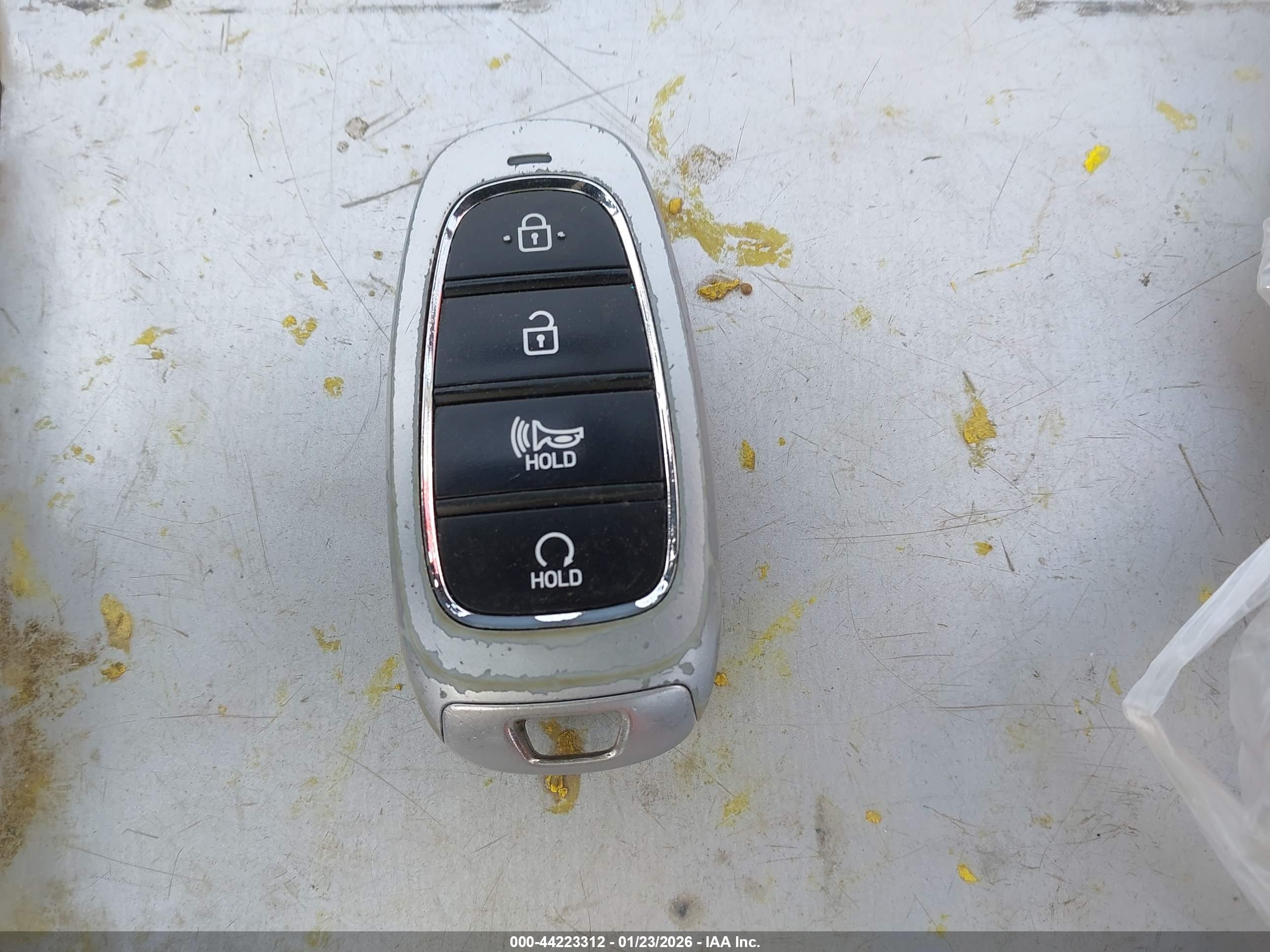 HYUNDAI TUCSON image 11