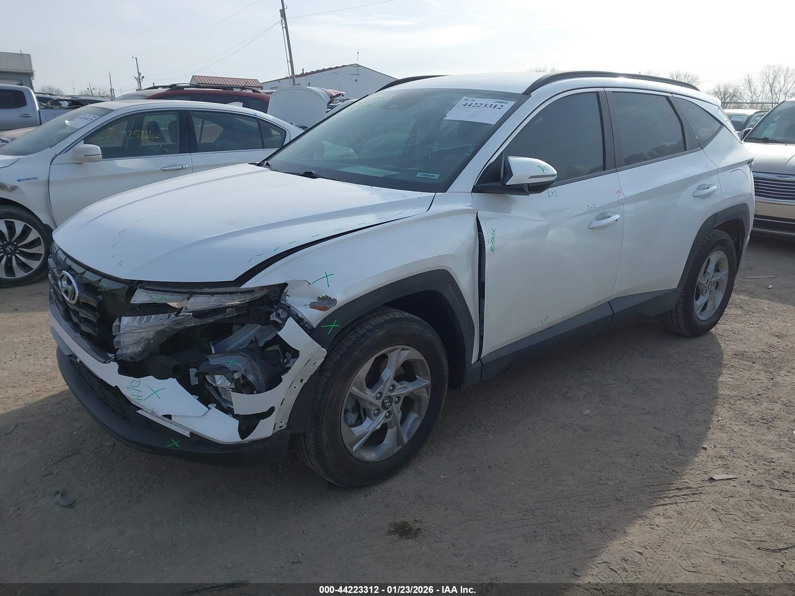 HYUNDAI TUCSON image 2