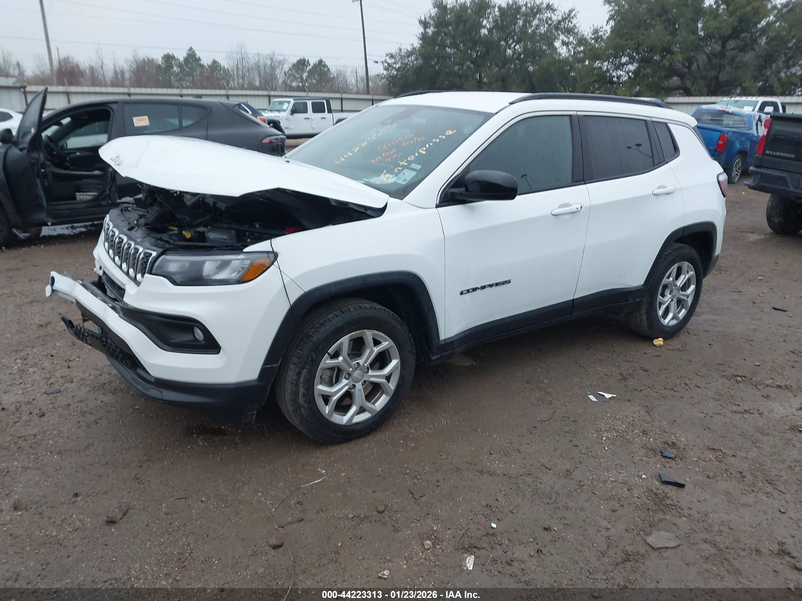 JEEP COMPASS image 2