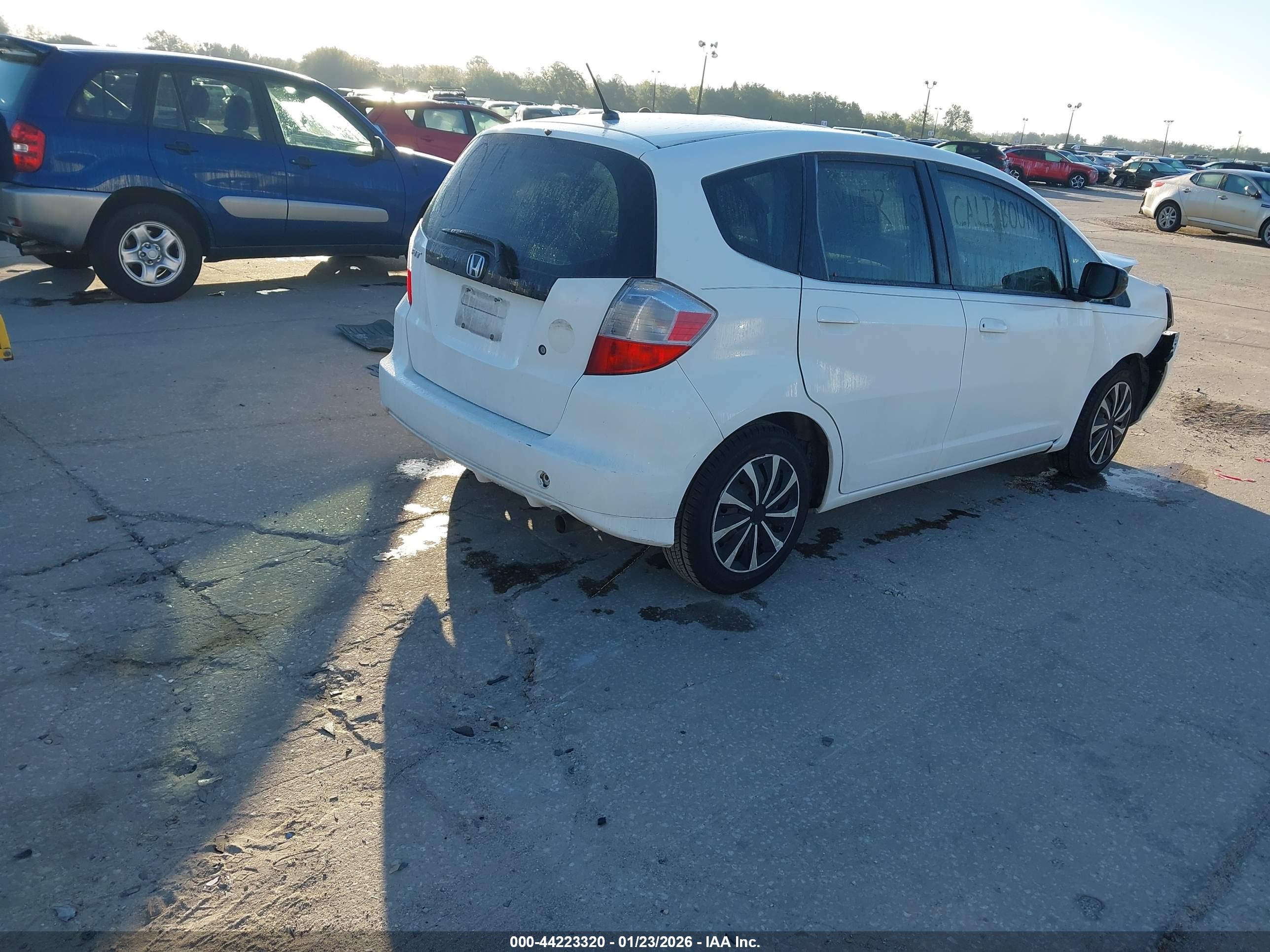HONDA FIT image 4