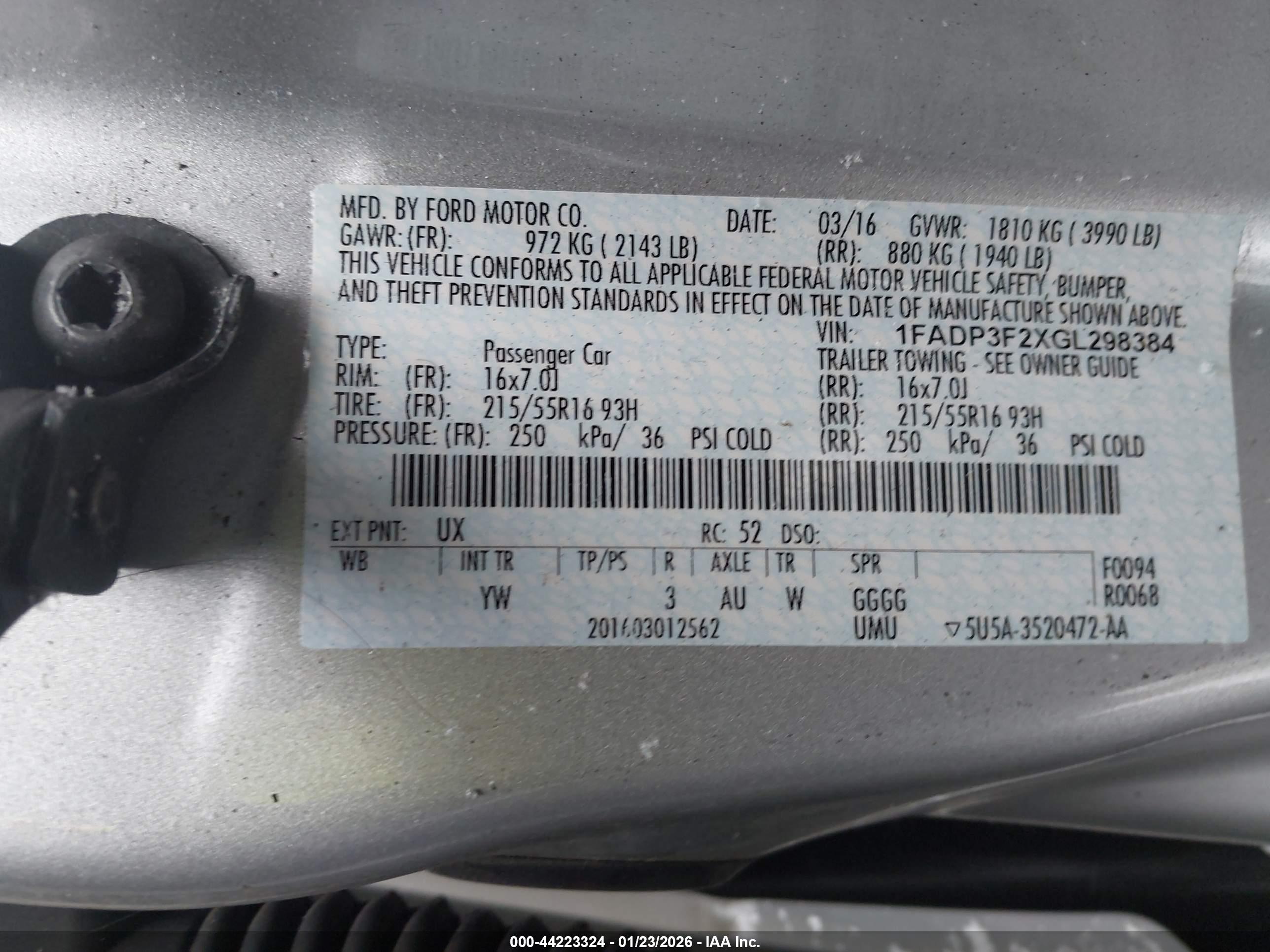 FORD FOCUS image 9