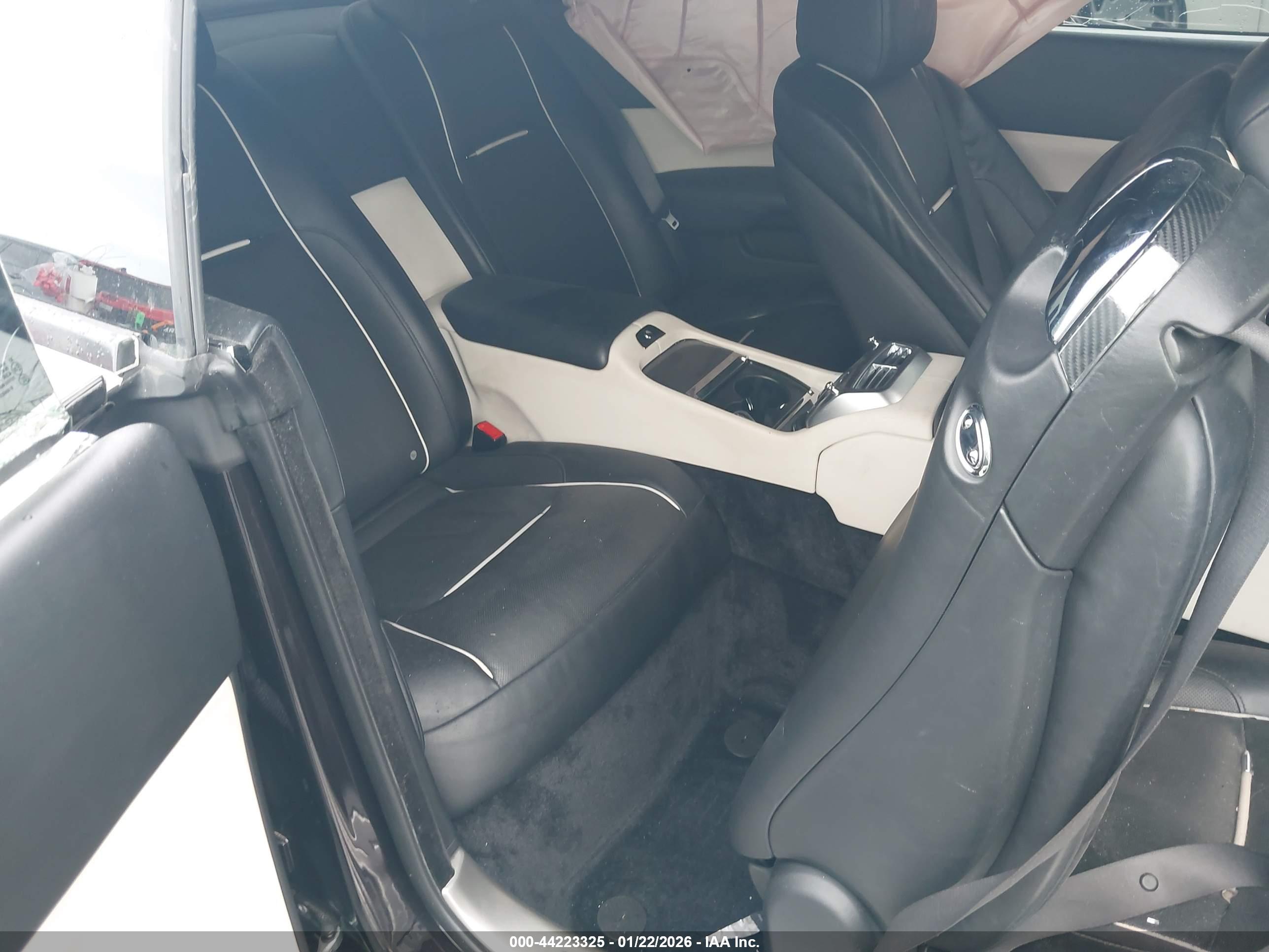 ROLLS-ROYCE WRAITH image 8