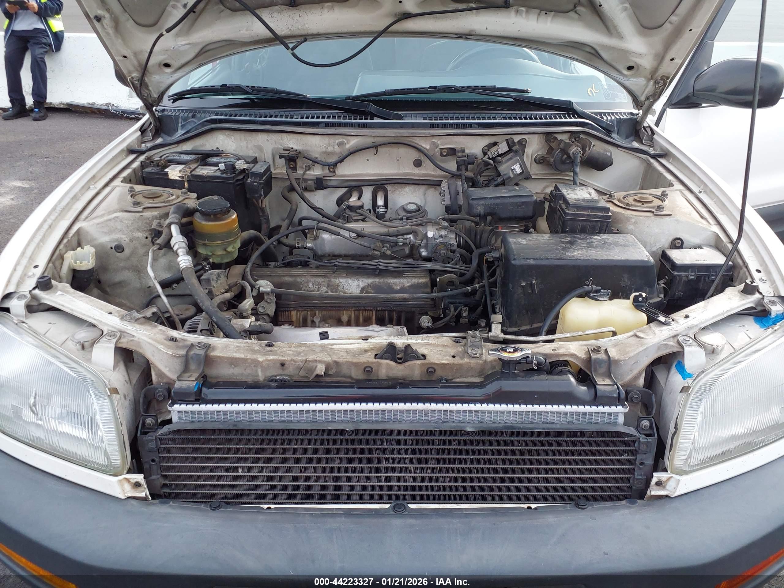 TOYOTA RAV4 image 10